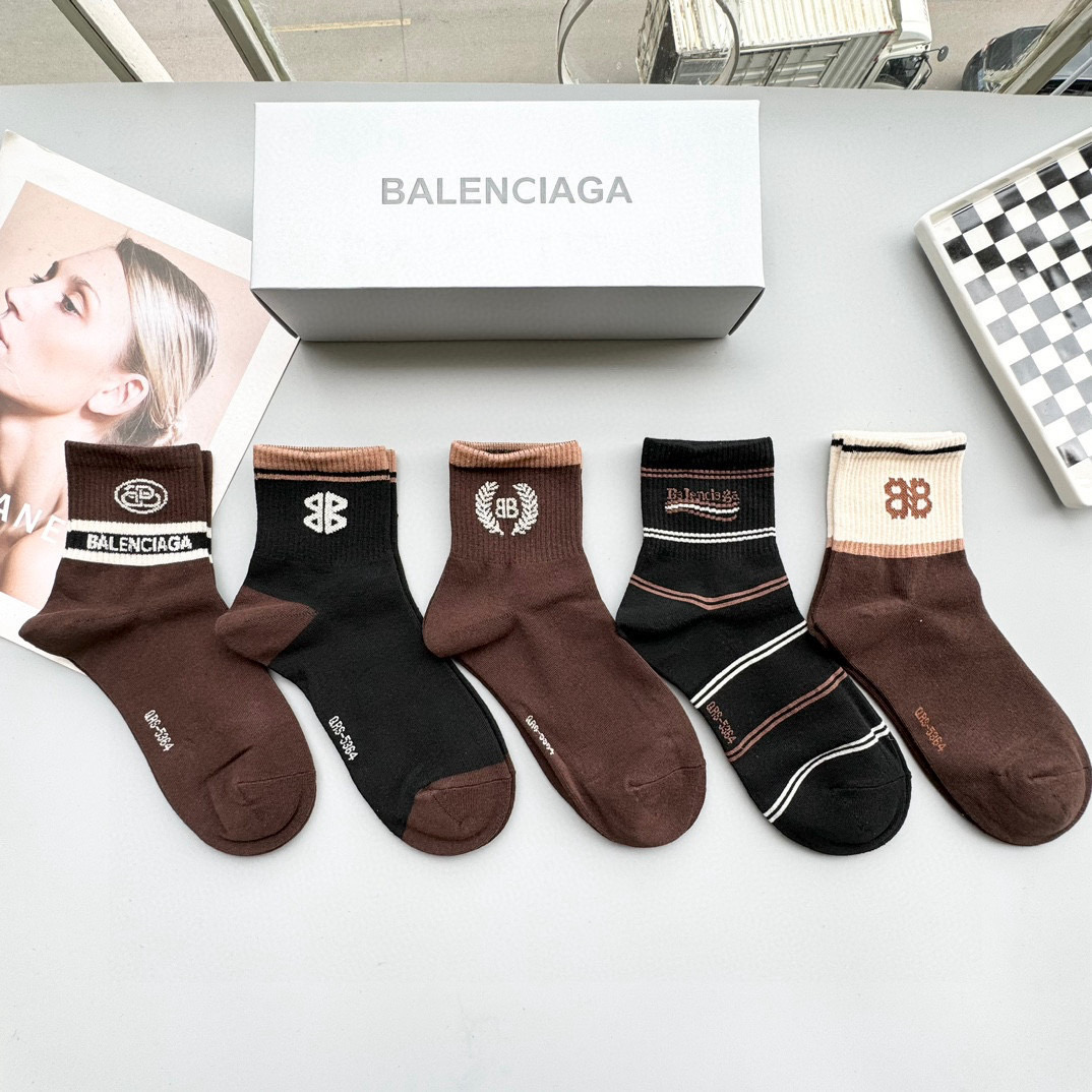 [TOP] BALENCIAGA Socks - 5 Pieces as a Set
