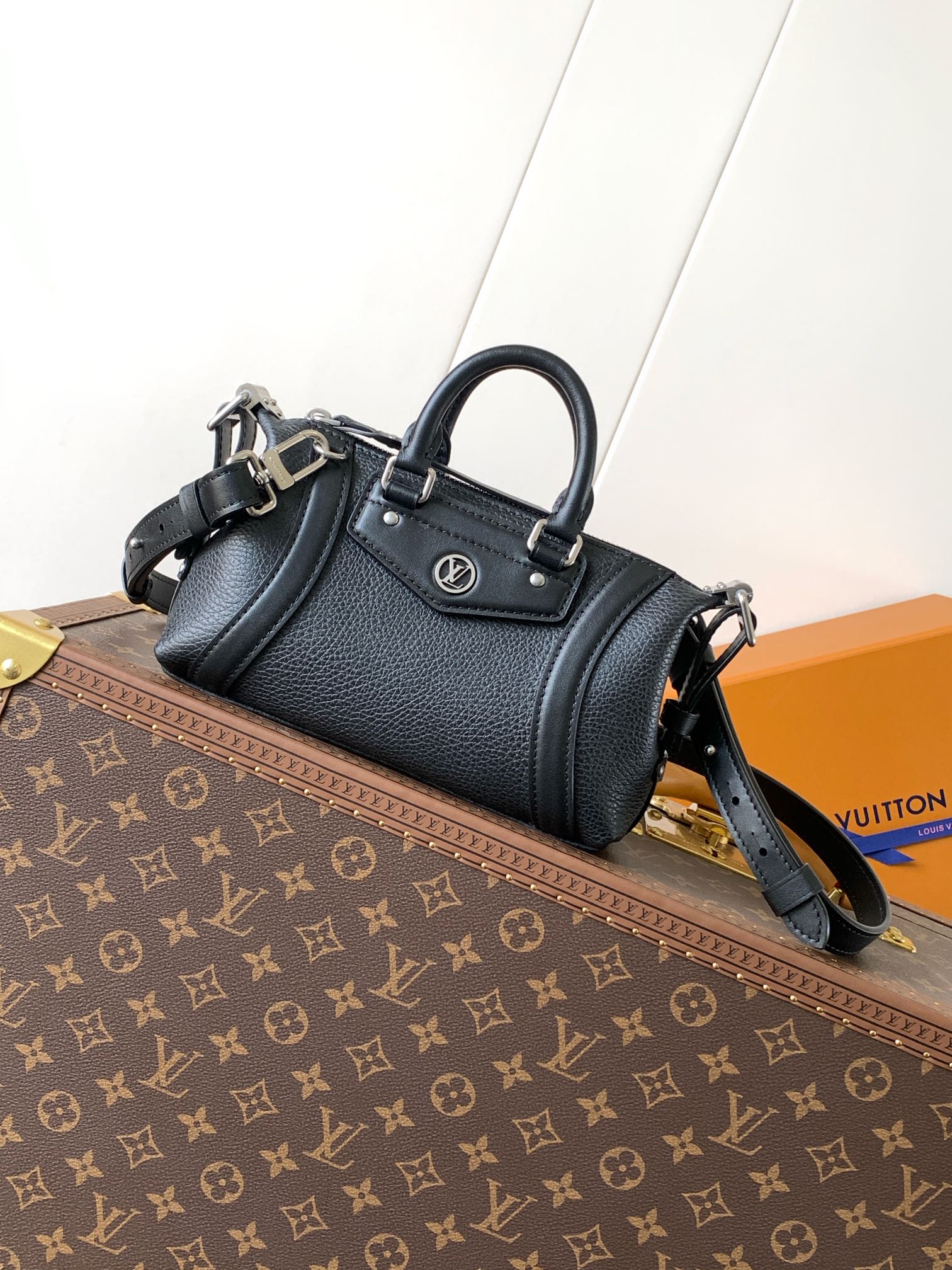 [TOP] Louis Vuitton LV Nano LV Rider Bag Calfskin 10x10x23cm/15x15x38cm - Black