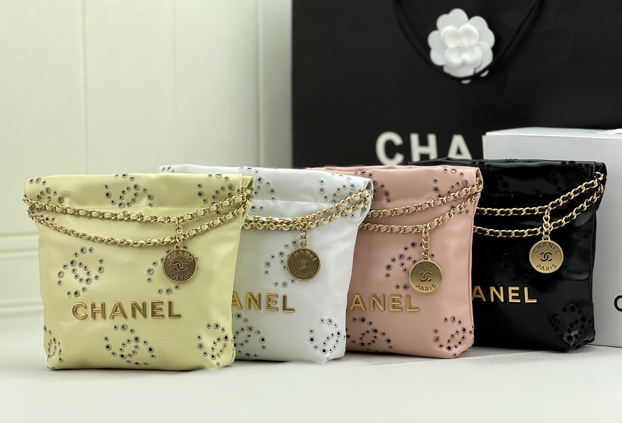 [TOP] CHANEL mini22 Gold Chain Small Bag 19*20*6 cm - 4 Colour