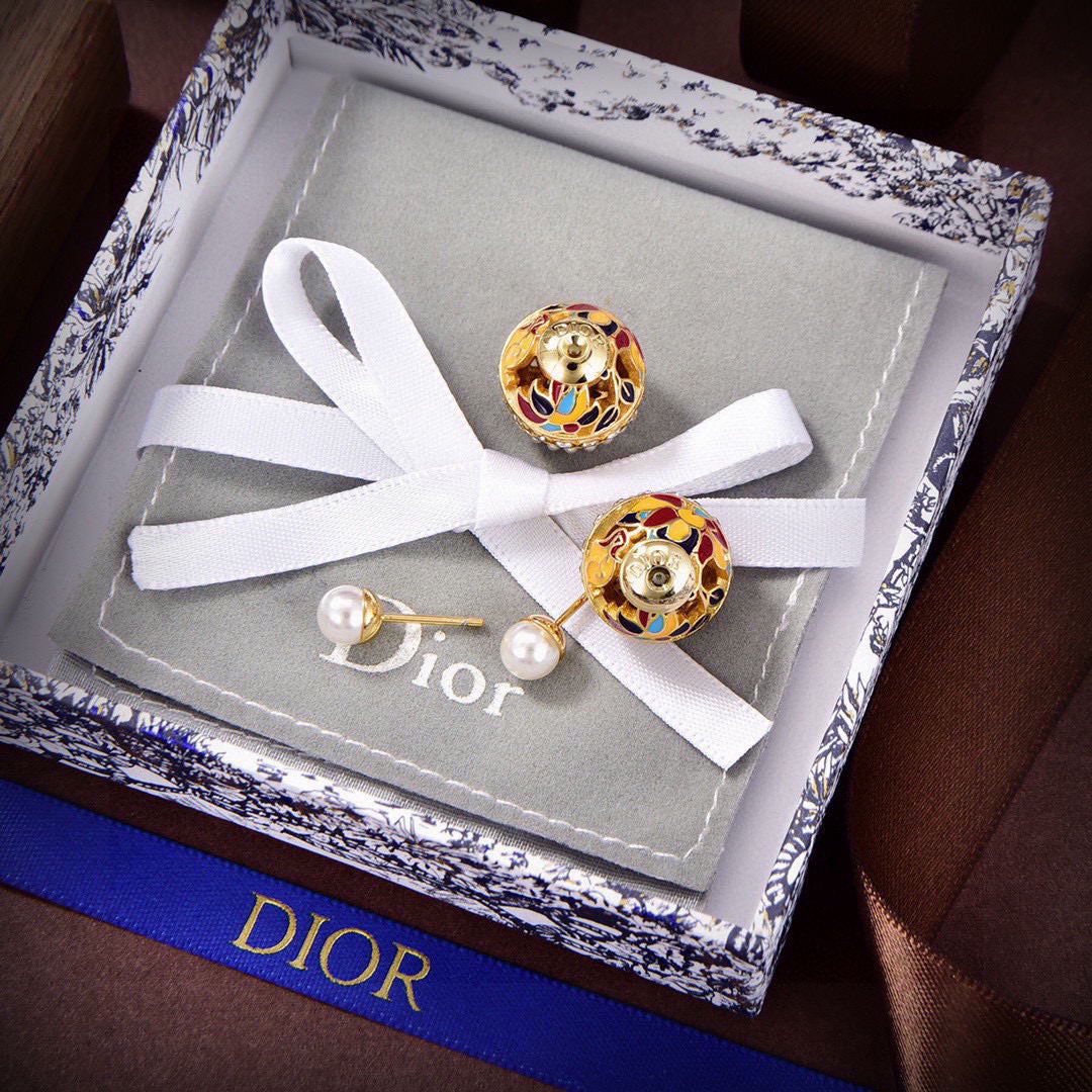 [TOP] Christian Dior Earrings -Gold