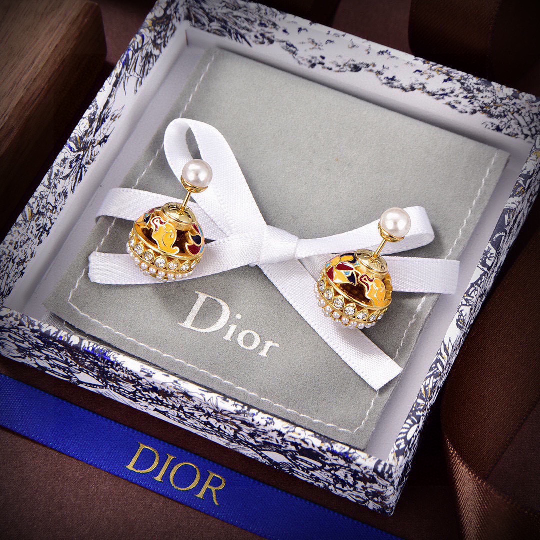 [TOP] Christian Dior Earrings -Gold