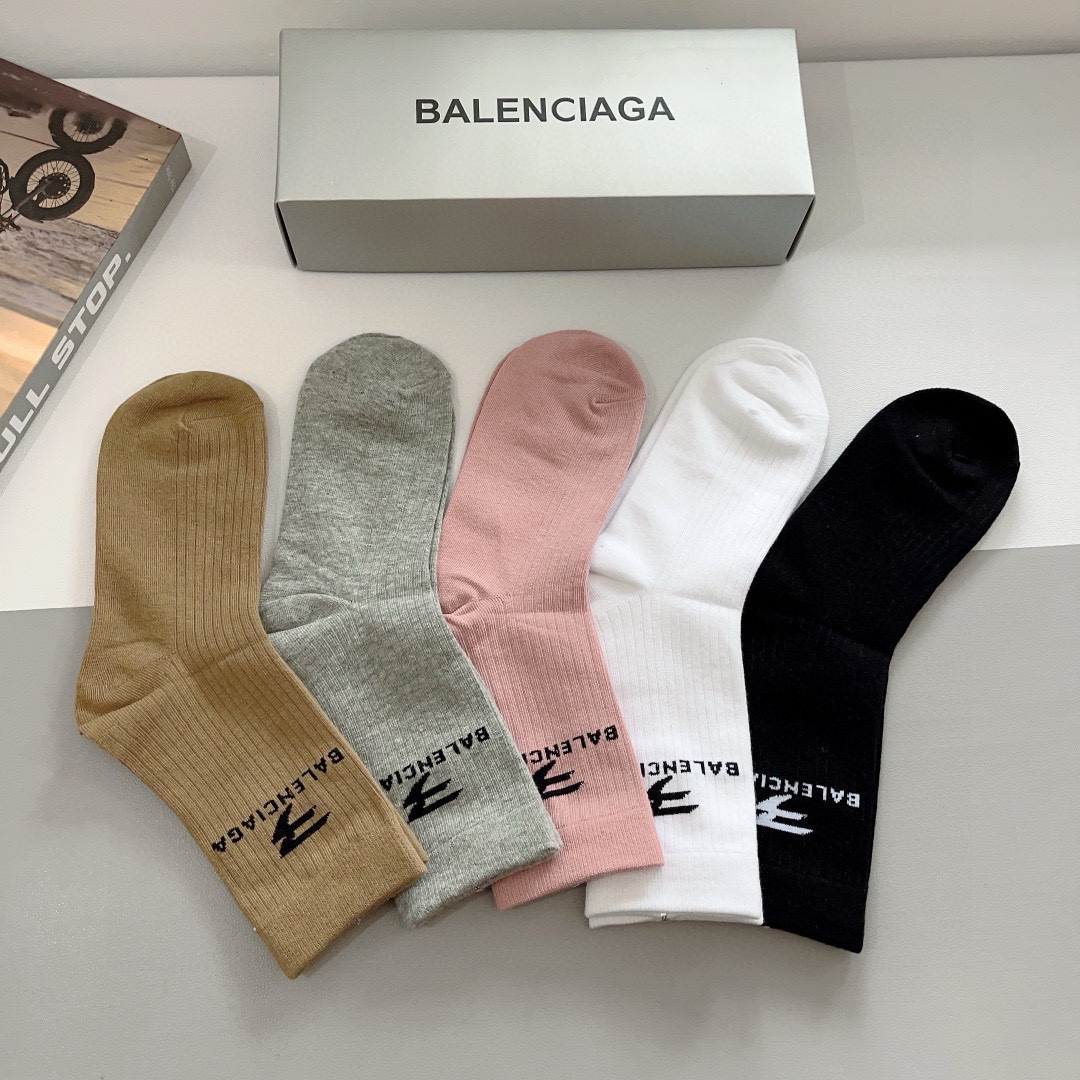 [TOP] BALENCIAGA Socks - 5 Pieces as a Set