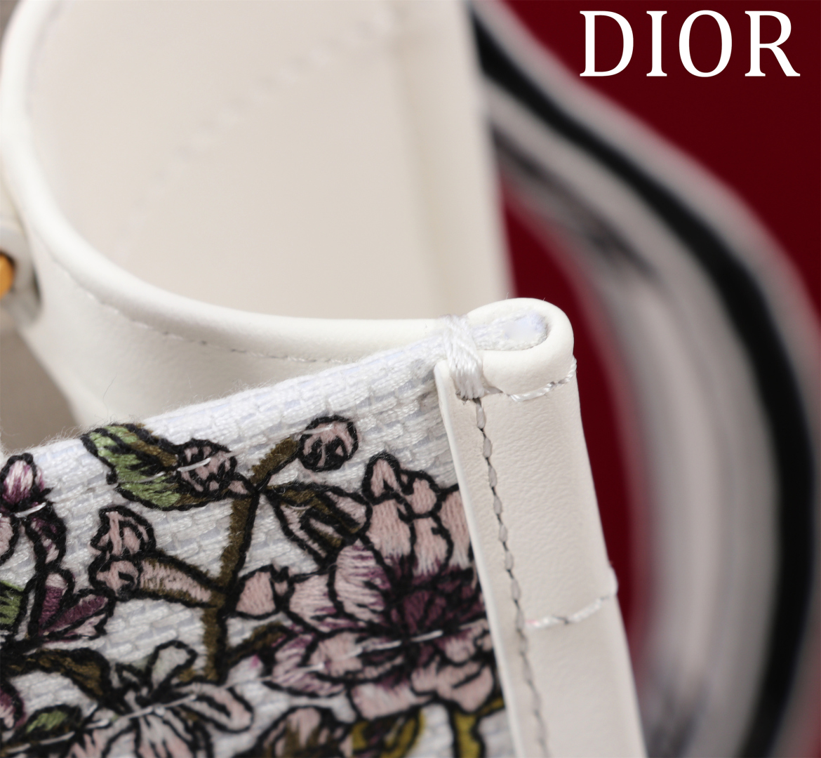[TOP] Christian Dior  Book Tote Bag - 2 Sizes - White