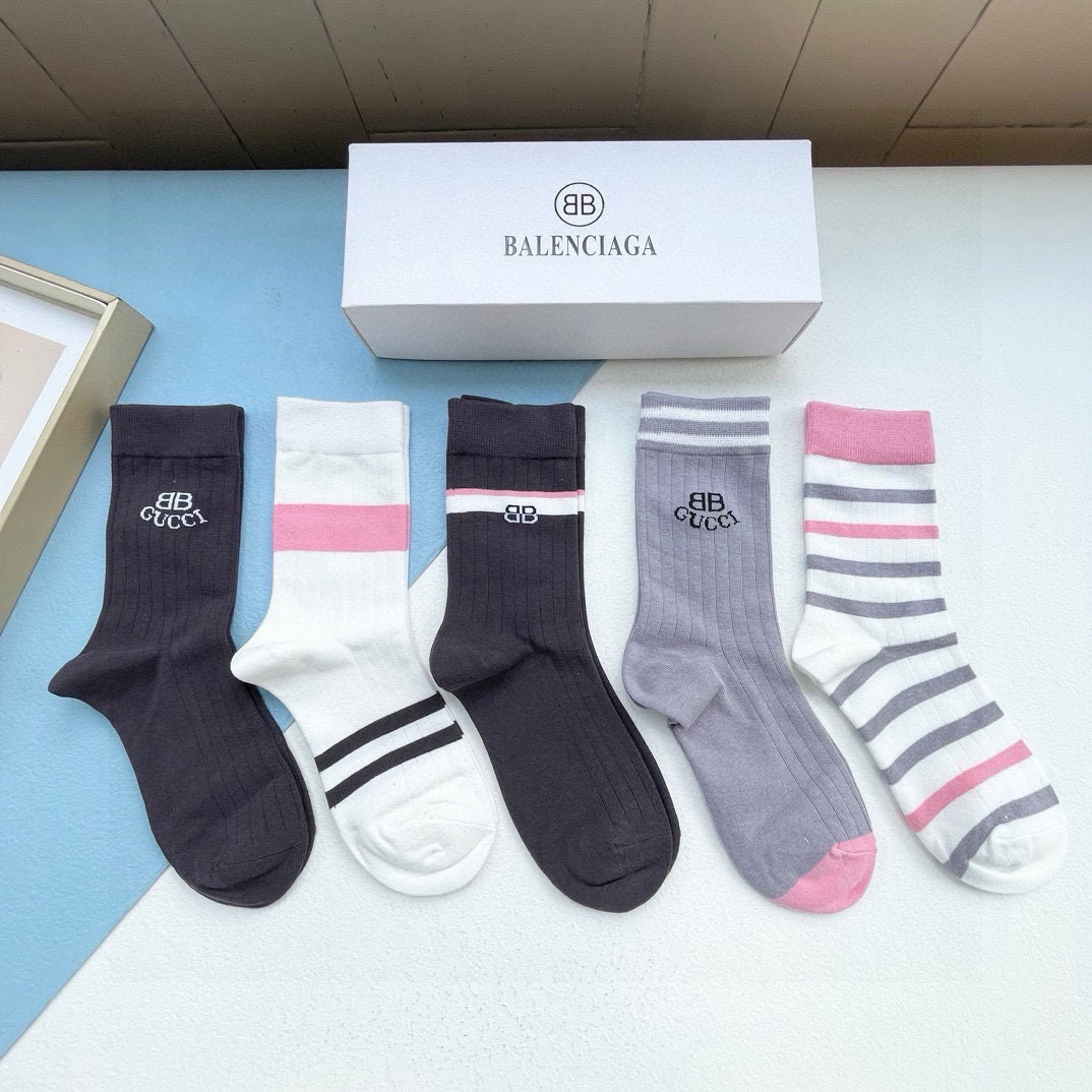 [TOP] BALENCIAGA Socks - 5 Pieces as a Set