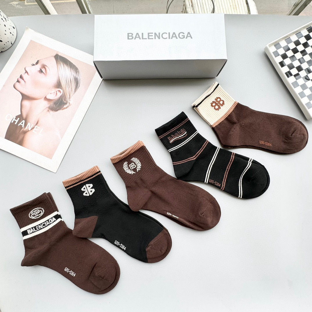 [TOP] BALENCIAGA Socks - 5 Pieces as a Set