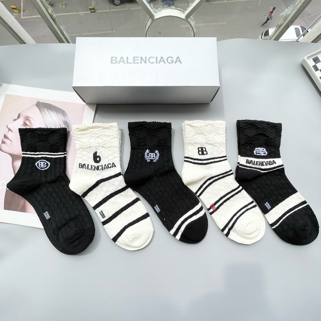 [TOP] BALENCIAGA Socks - 5 Pieces as a Set