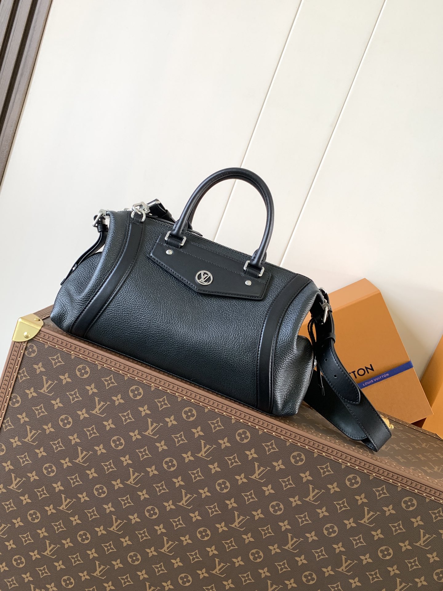 [TOP] Louis Vuitton LV Nano LV Rider Bag Calfskin 10x10x23cm/15x15x38cm - Black