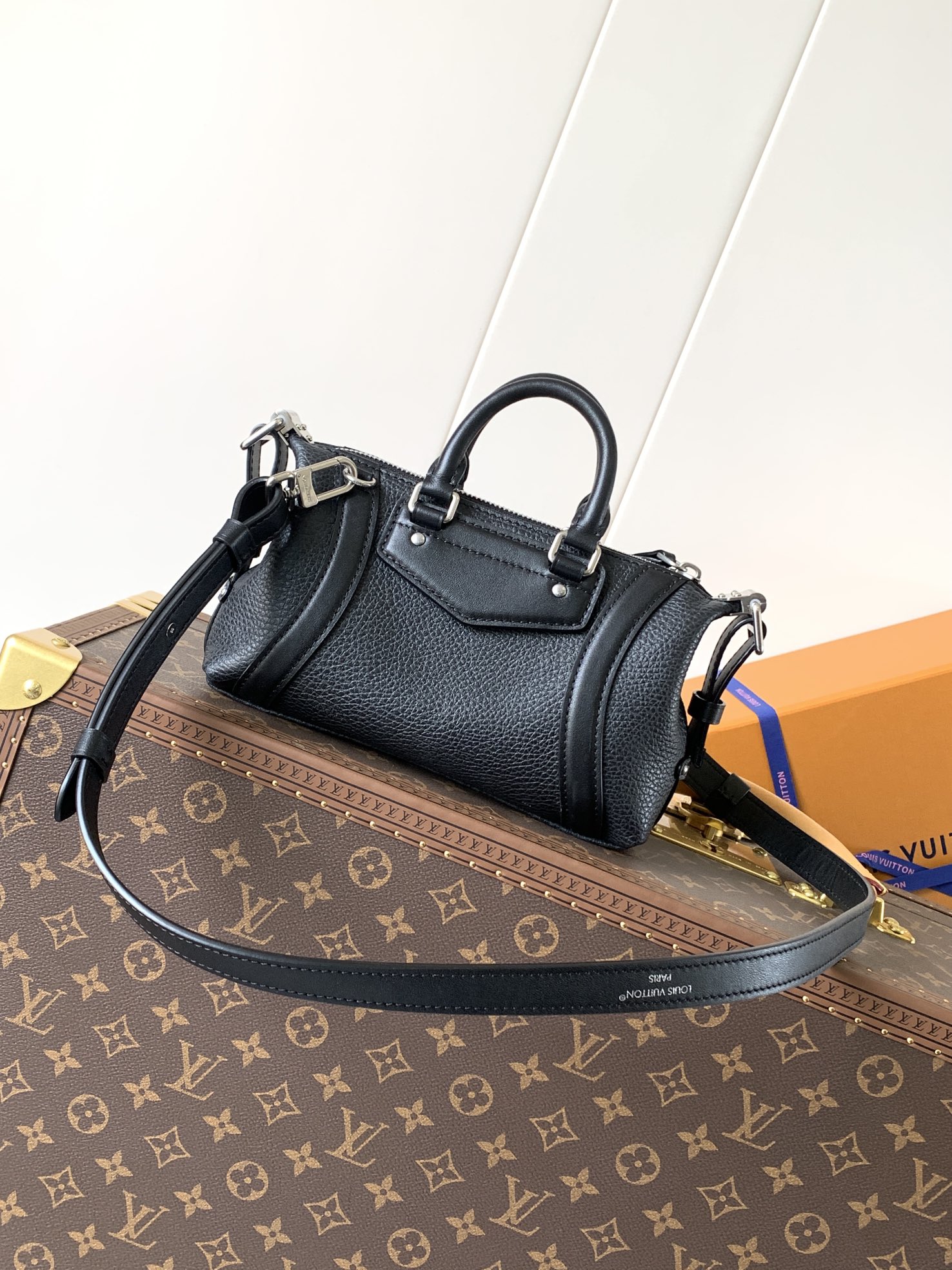 [TOP] Louis Vuitton LV Nano LV Rider Bag Calfskin 10x10x23cm/15x15x38cm - Black
