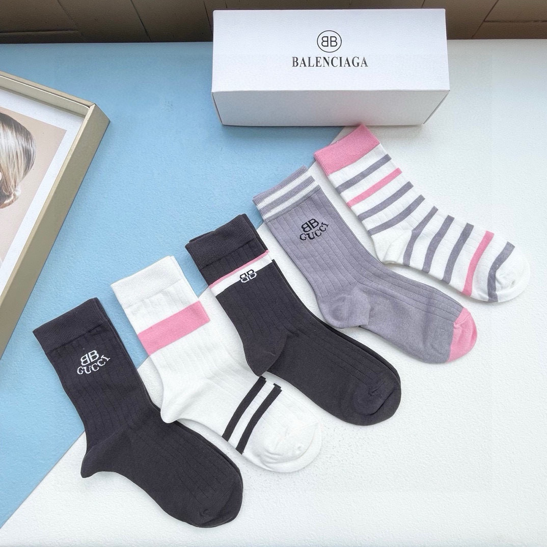 [TOP] BALENCIAGA Socks - 5 Pieces as a Set