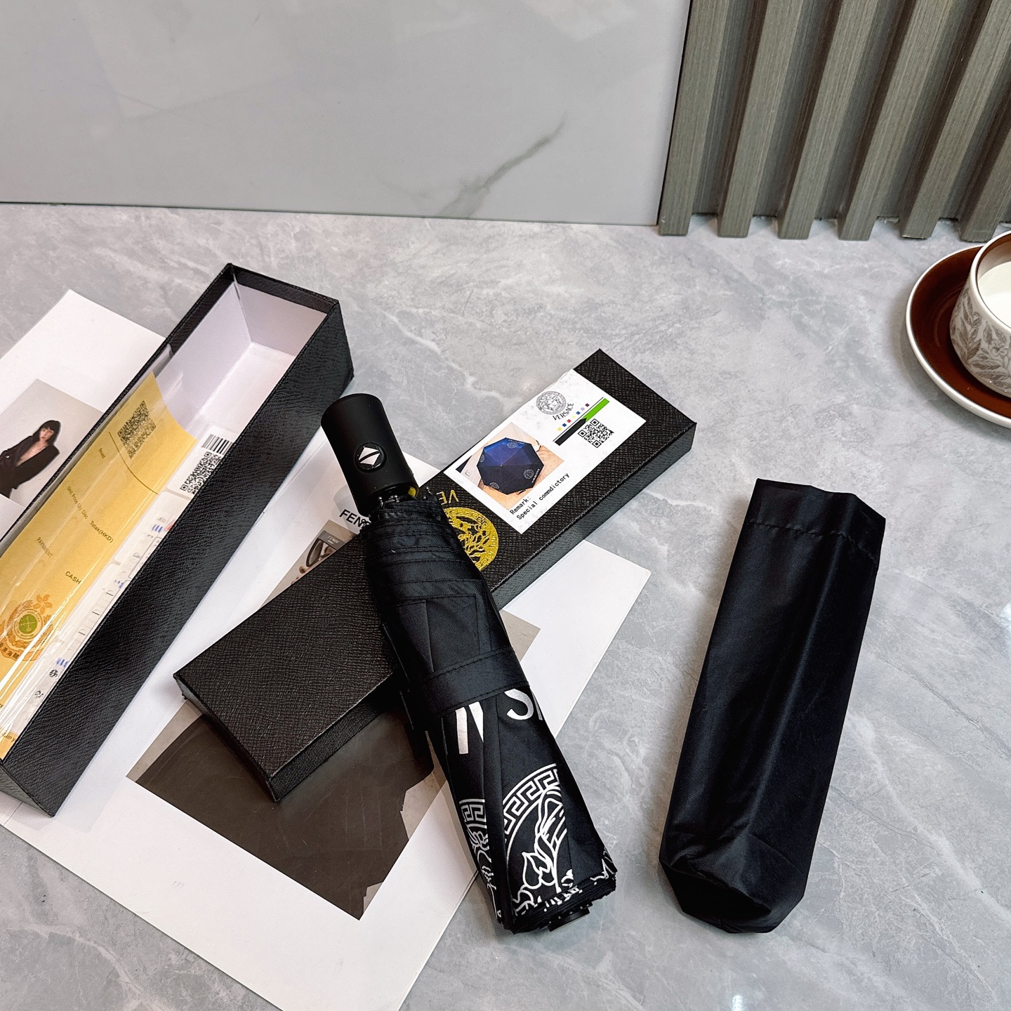 [TOP] VERSACE Umbrella - Black