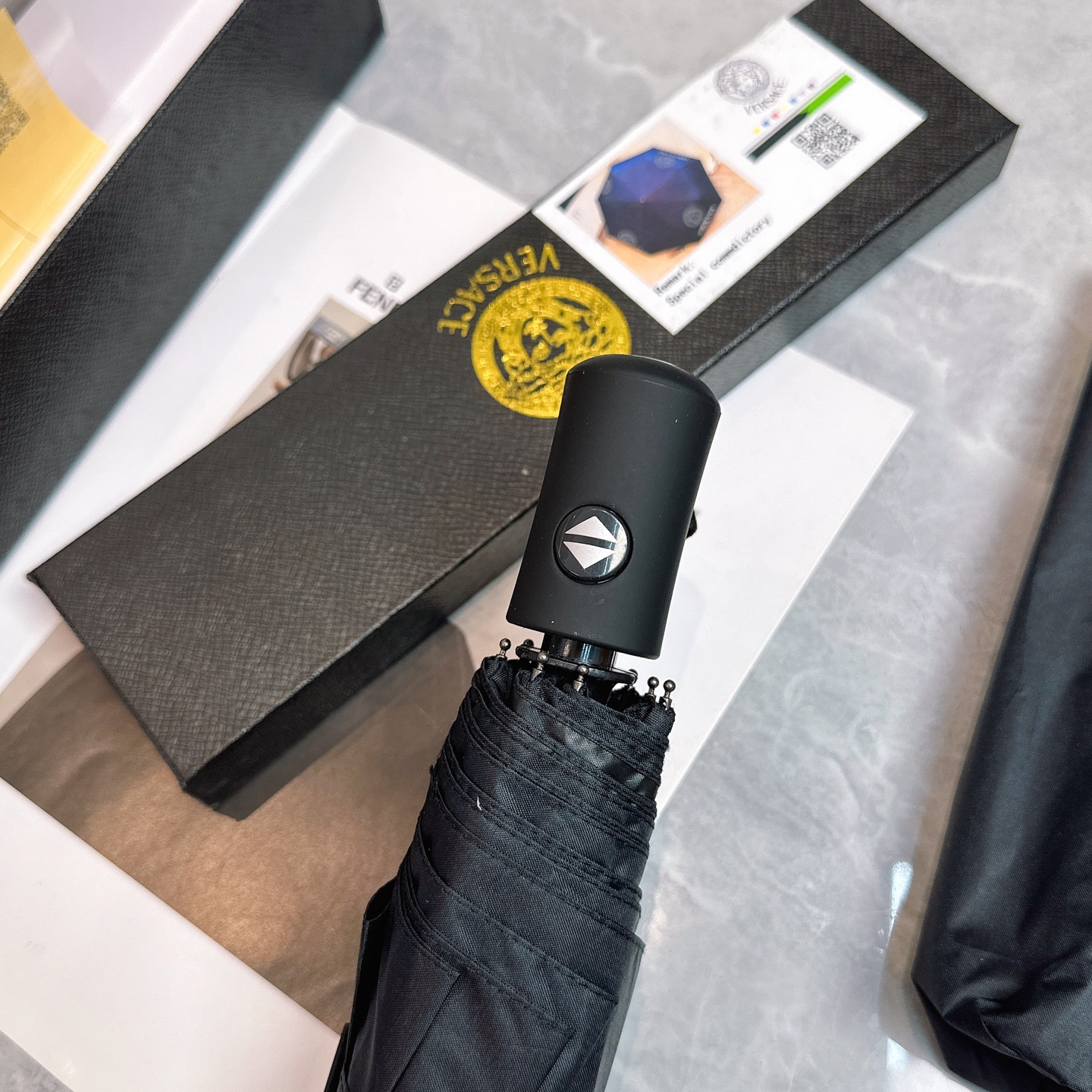 [TOP] VERSACE Umbrella - Black