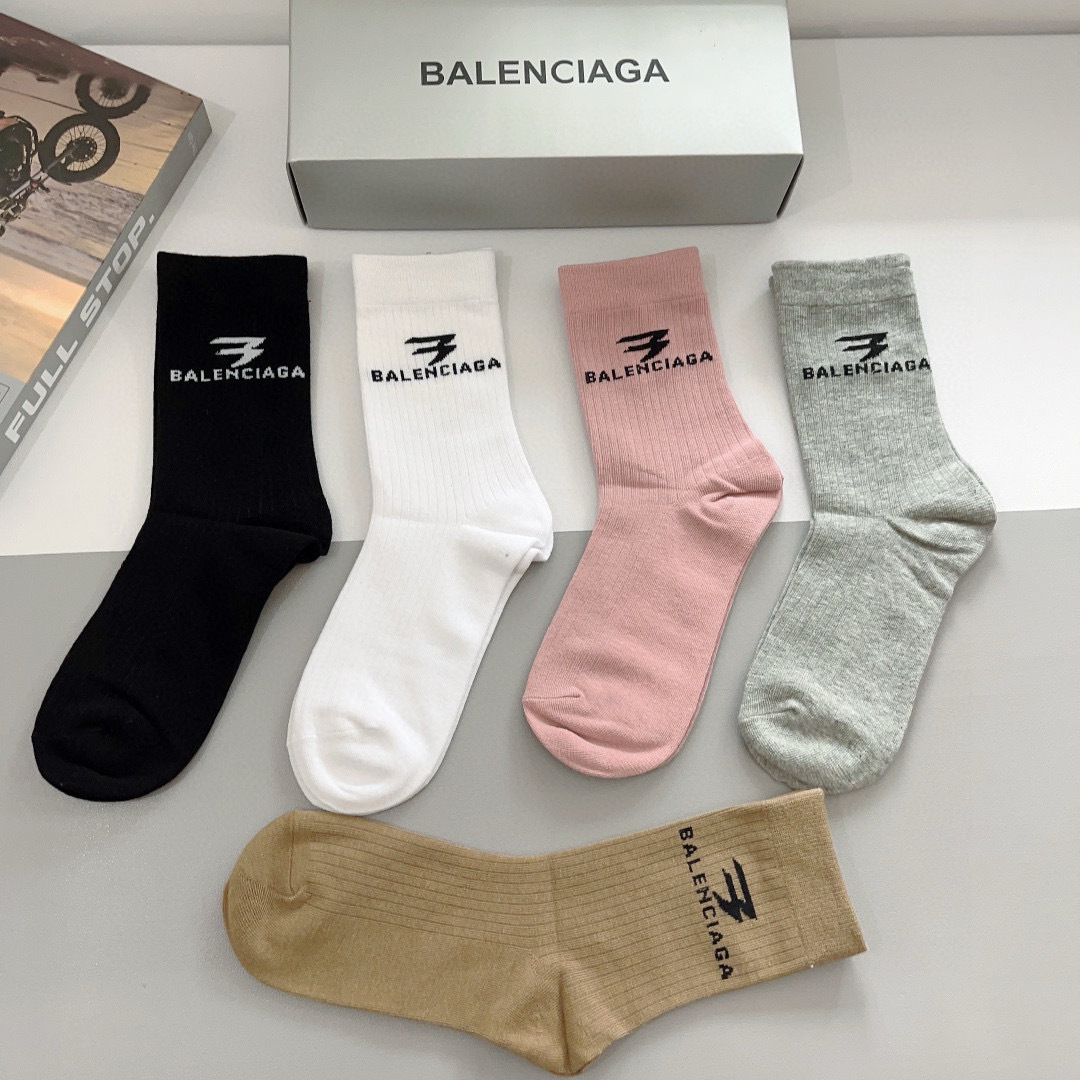 [TOP] BALENCIAGA Socks - 5 Pieces as a Set