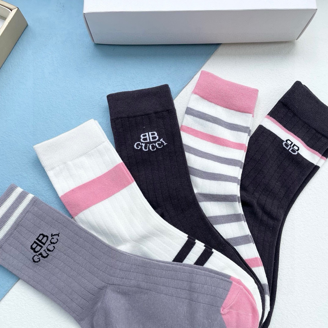 [TOP] BALENCIAGA Socks - 5 Pieces as a Set