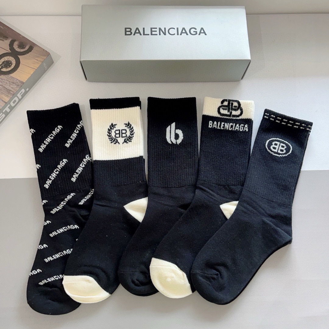 [TOP] BALENCIAGA Socks - 5 Pieces as a Set