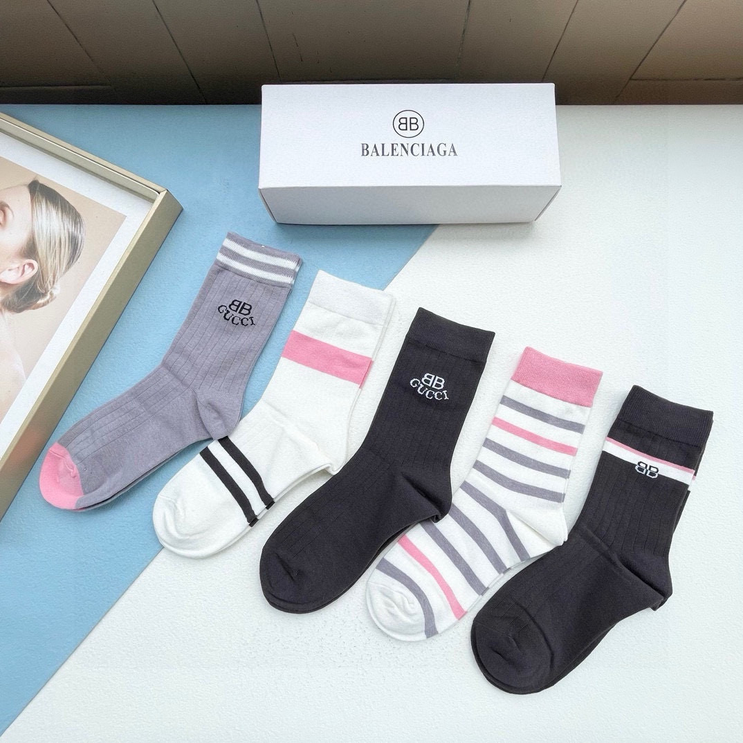 [TOP] BALENCIAGA Socks - 5 Pieces as a Set
