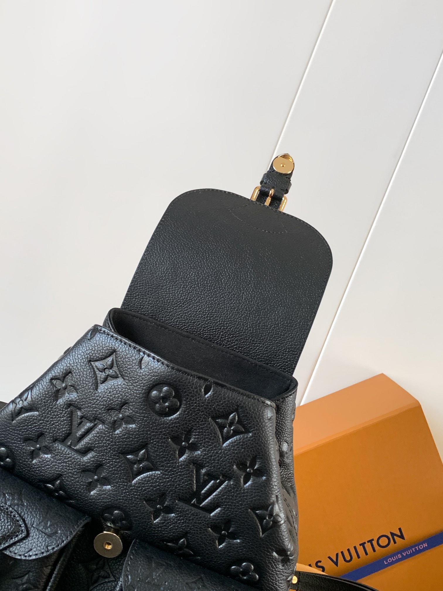 [TOP] Louis Vuitton LV Monogram Milky Way Backup Backpack 20×22×14cm - Black/Beige