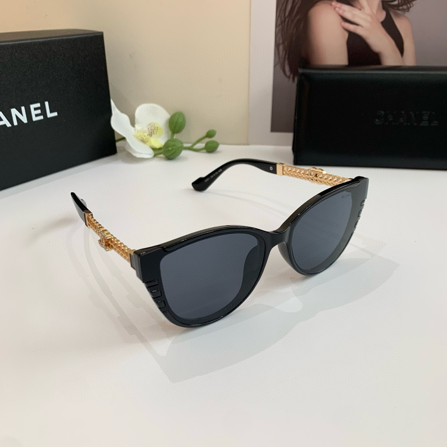 [TOP] CHANEL Sunglasses - 3 Colors