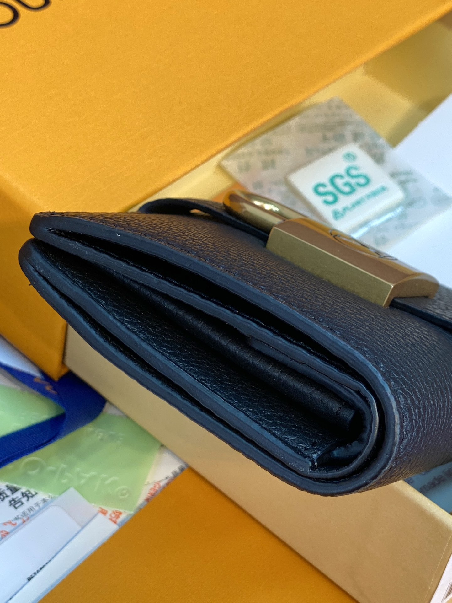 [TOP] Louis Vuitton LV Portfoille Locky Wallet 11*8.5*2cm - 5 Colour