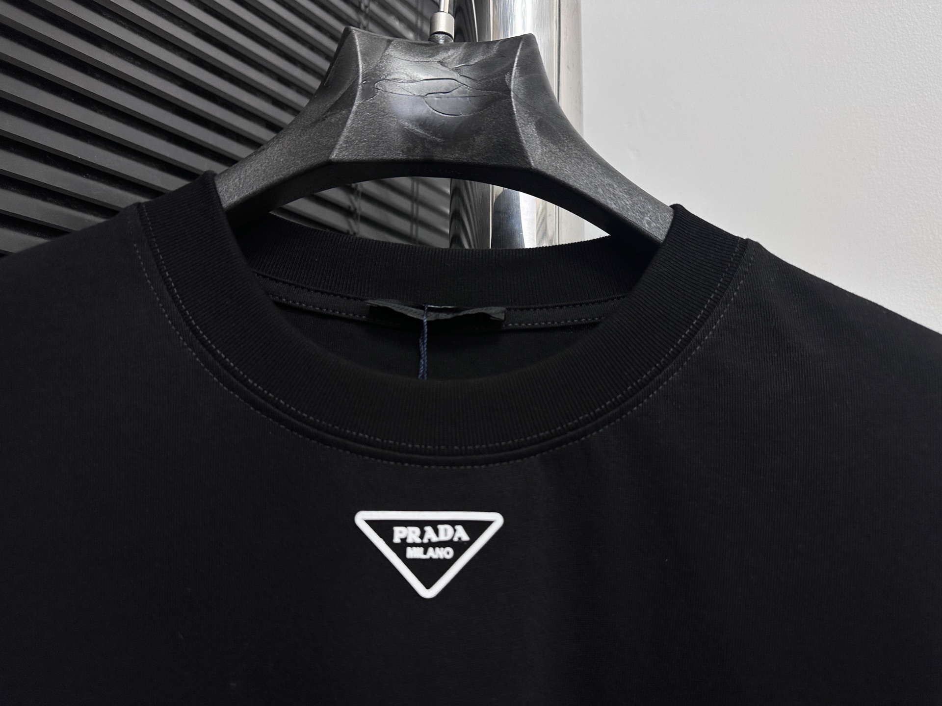 Only One [TOP] PRADA Men's/Women's T-shirt - Black - No refund or exchange