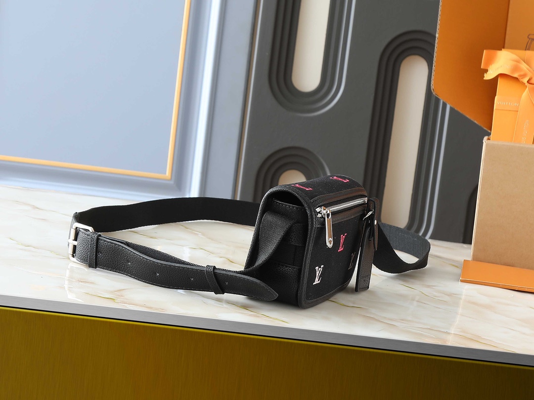 [TOP] Louis Vuitton LV Bosphore Bag 19x12x7cm - Black