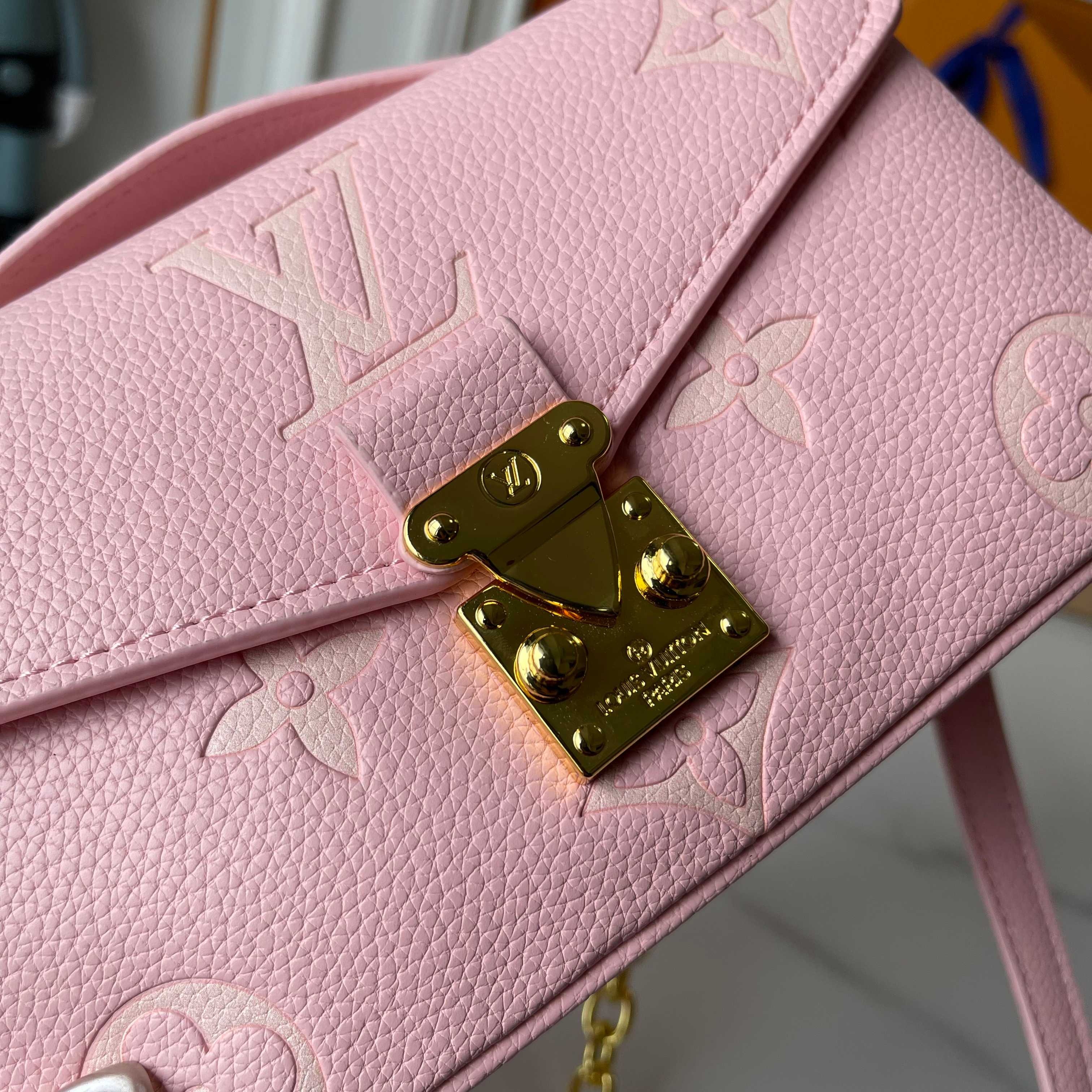 [TOP] Louis Vuitton LV Pochette Metis Bag 21.5X13.5X6cm - Pink