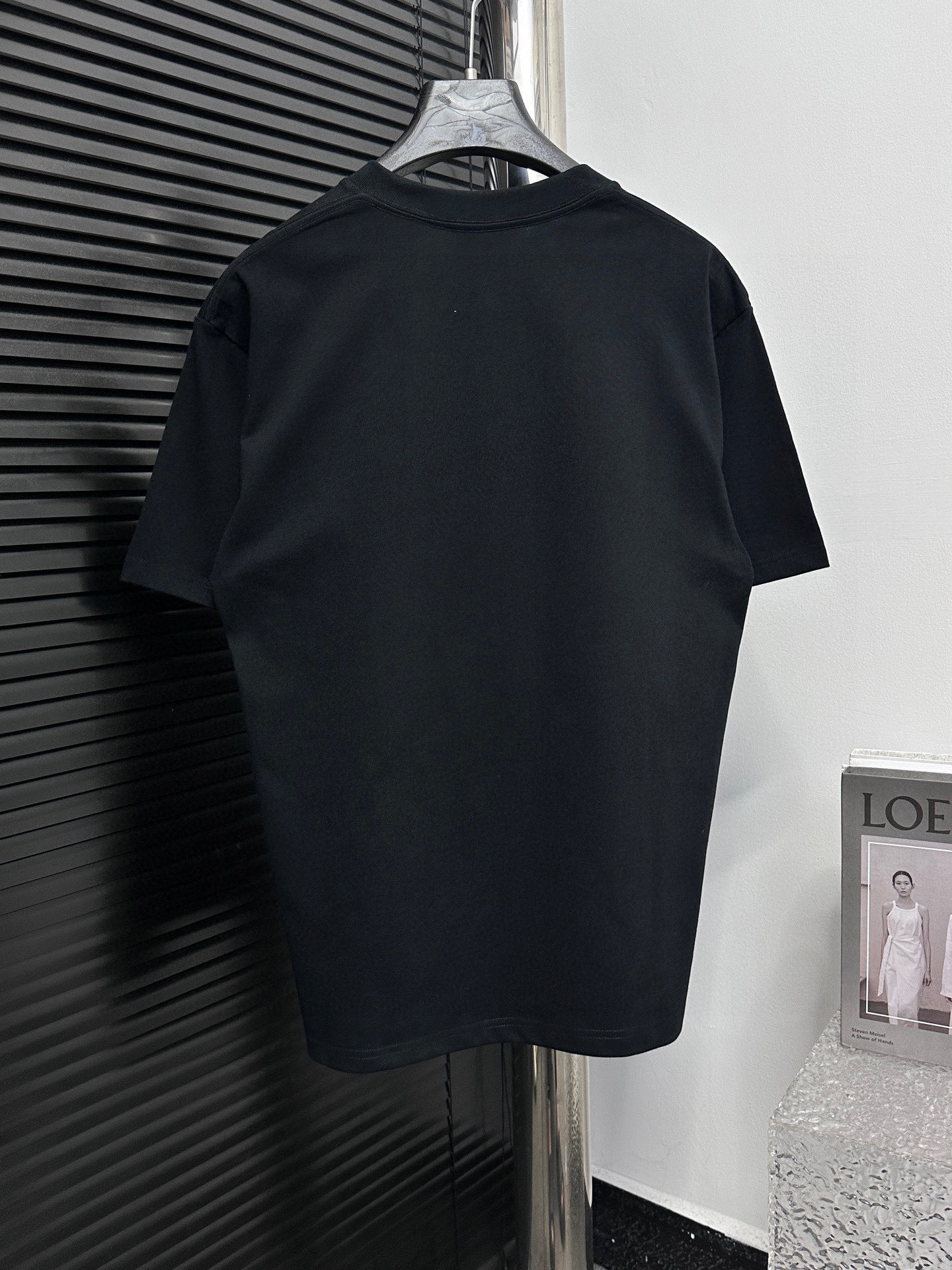 Only One [TOP] PRADA Men's/Women's T-shirt - Black - No refund or exchange