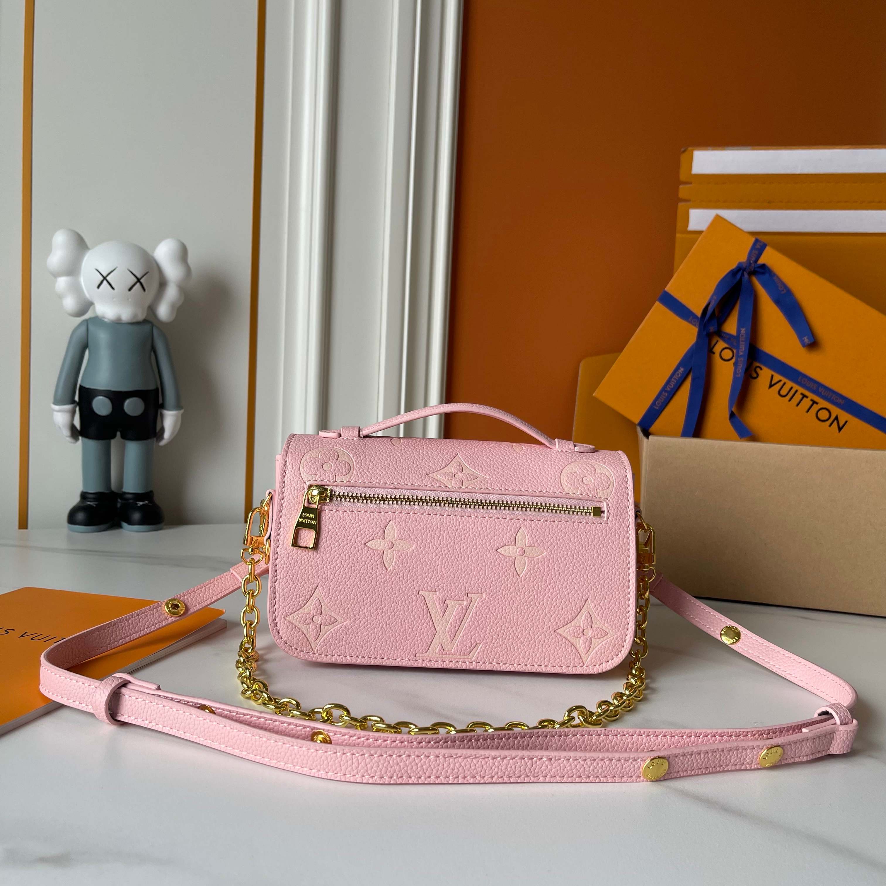 [TOP] Louis Vuitton LV Pochette Metis Bag 21.5X13.5X6cm - Pink