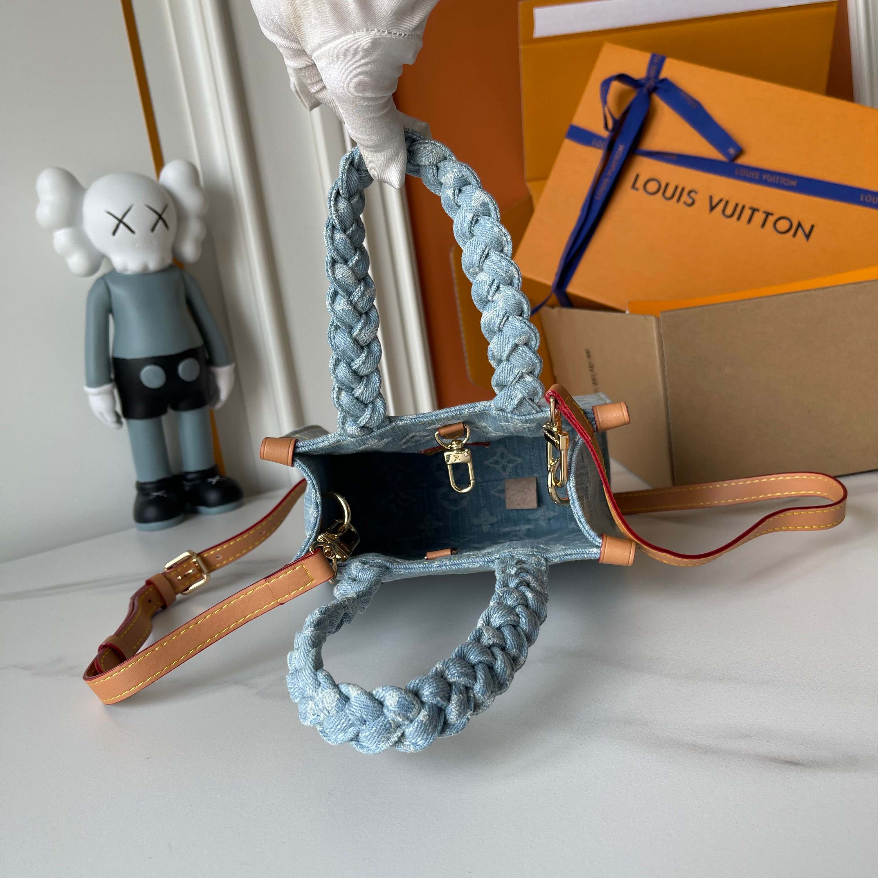 [TOP] Louis Vuitton LV On The Go Bag 18x15x8.5cm/28x23x10.5cm/35x27x14cm - Denim Blue