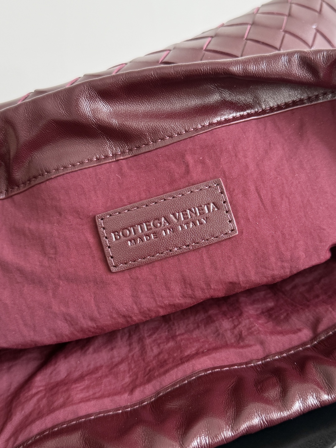 [TOP] Bottega Veneta BV Dustbag 32x23x1cm - Burgundy