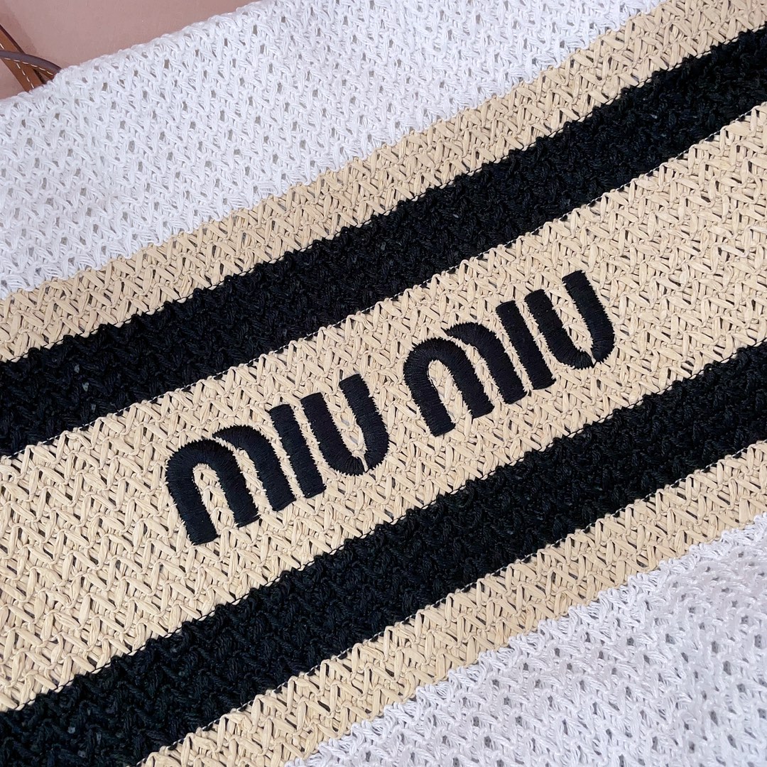 [TOP] Miu Miu Raffia Grass Woven Tote Bags 40 x 34 x 16 cm - 2 Colour