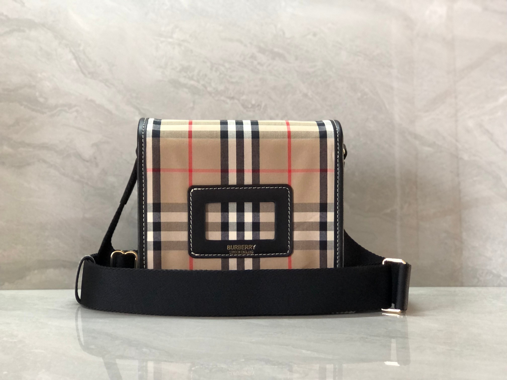 [TOP] BURBERRY Messenger Bag 18.5x7x16cm - Beige