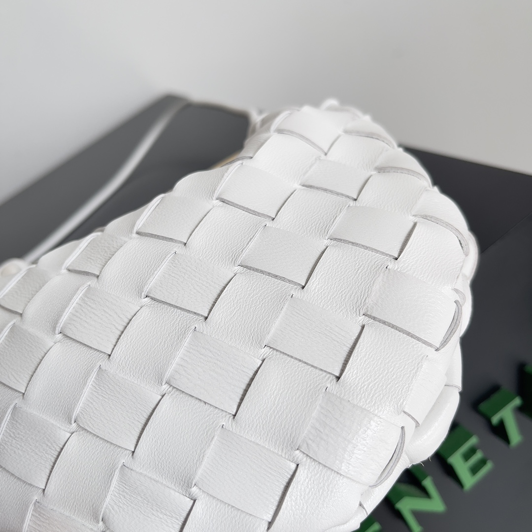 [TOP] Bottega Veneta BV Sardine Bag Mini 20x12x2.5cm - White