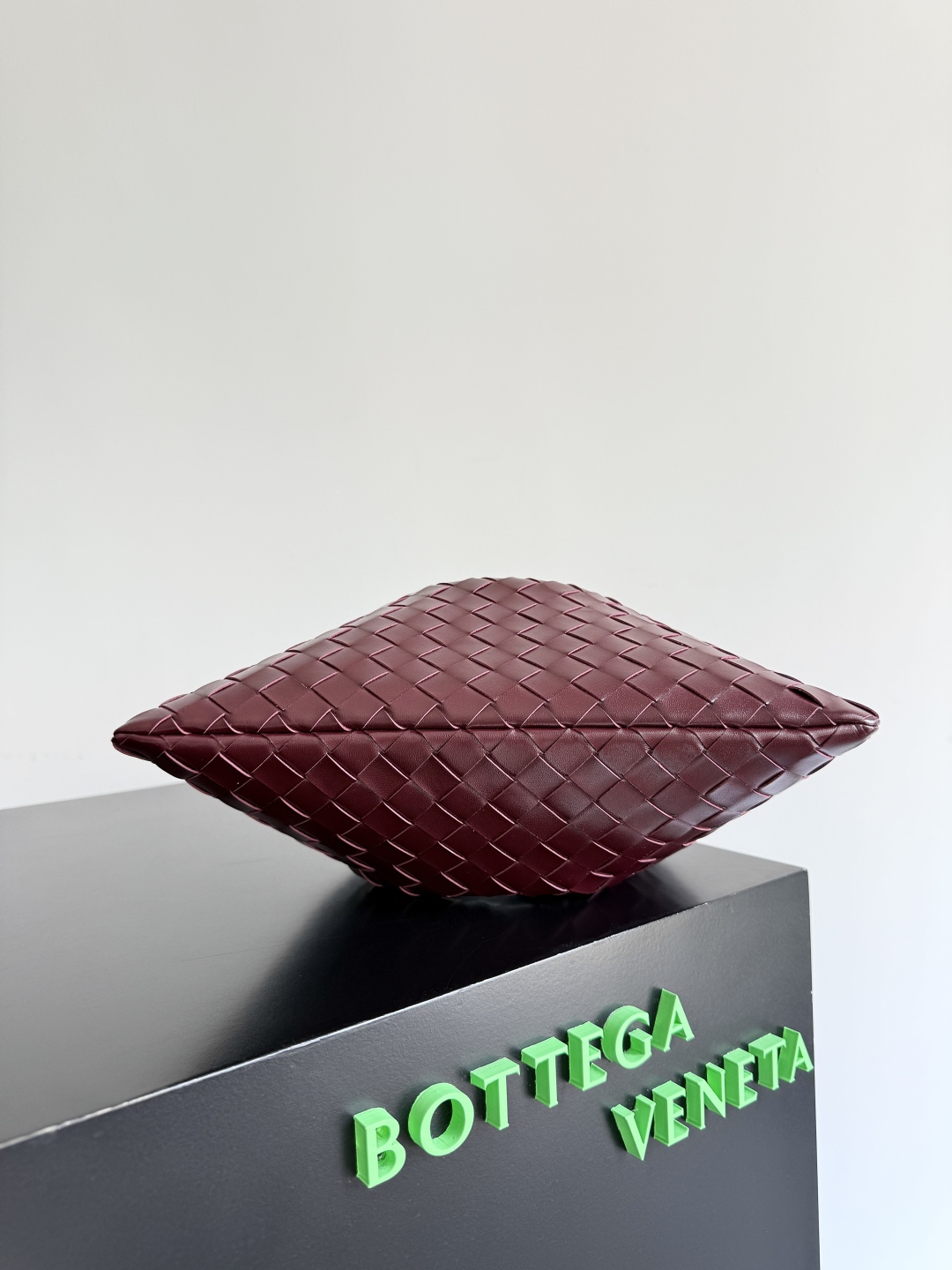 [TOP] Bottega Veneta BV Dustbag 32x23x1cm - Burgundy