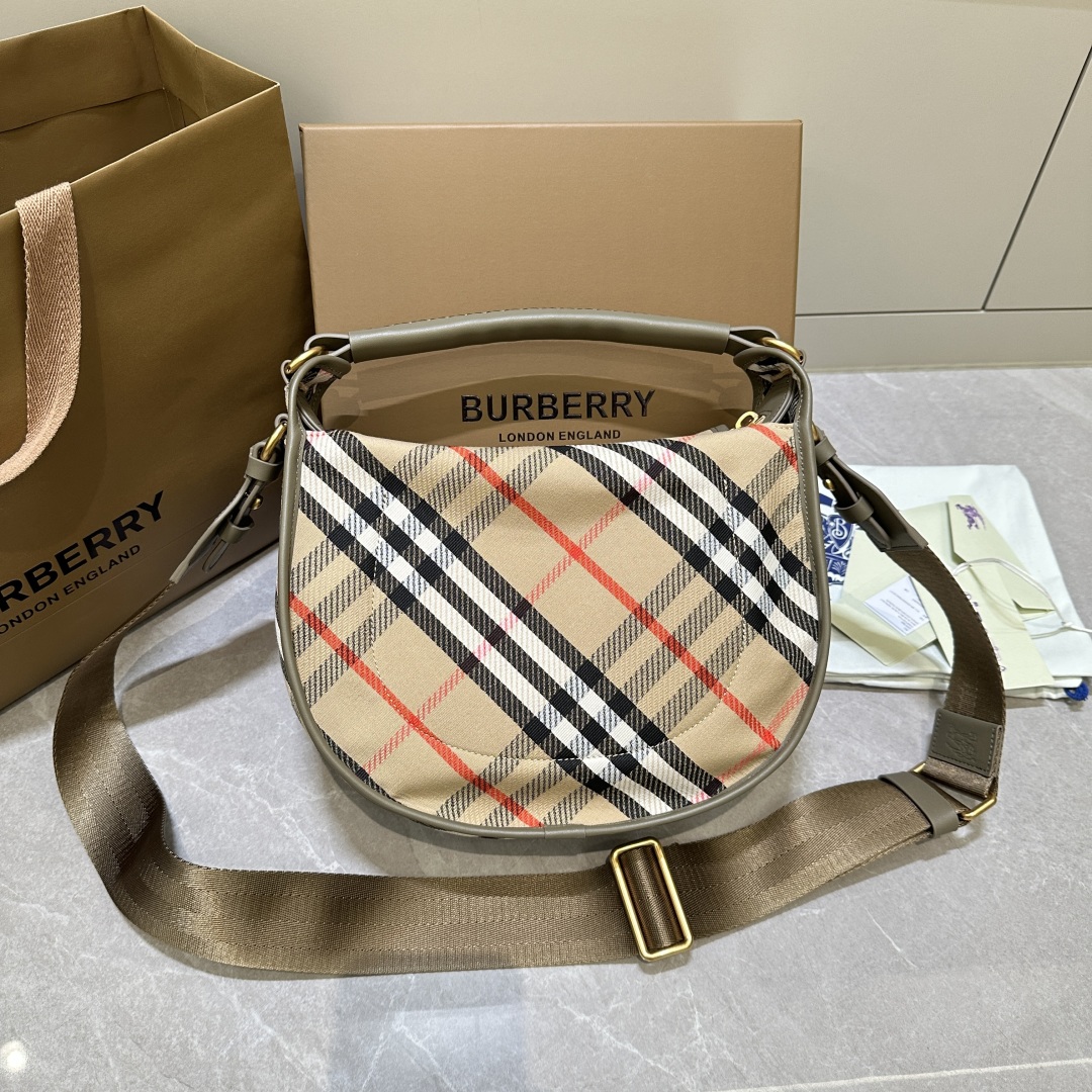 [TOP] BURBERRY Messenger Bag 27.5x11x19cm - Beige