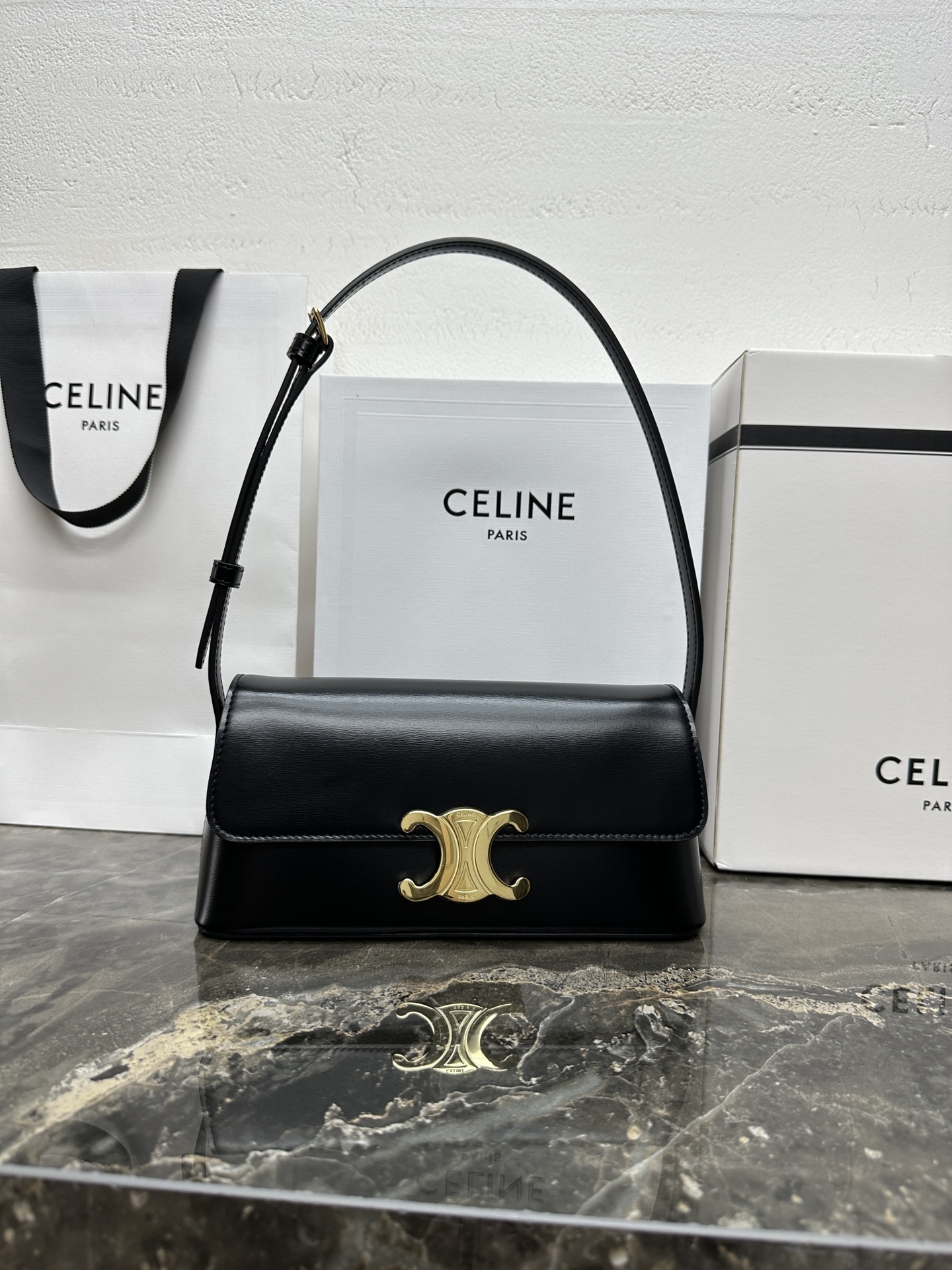 [TOP] CELINE Triomphe Bag 24x11x8cm - 2 Colour