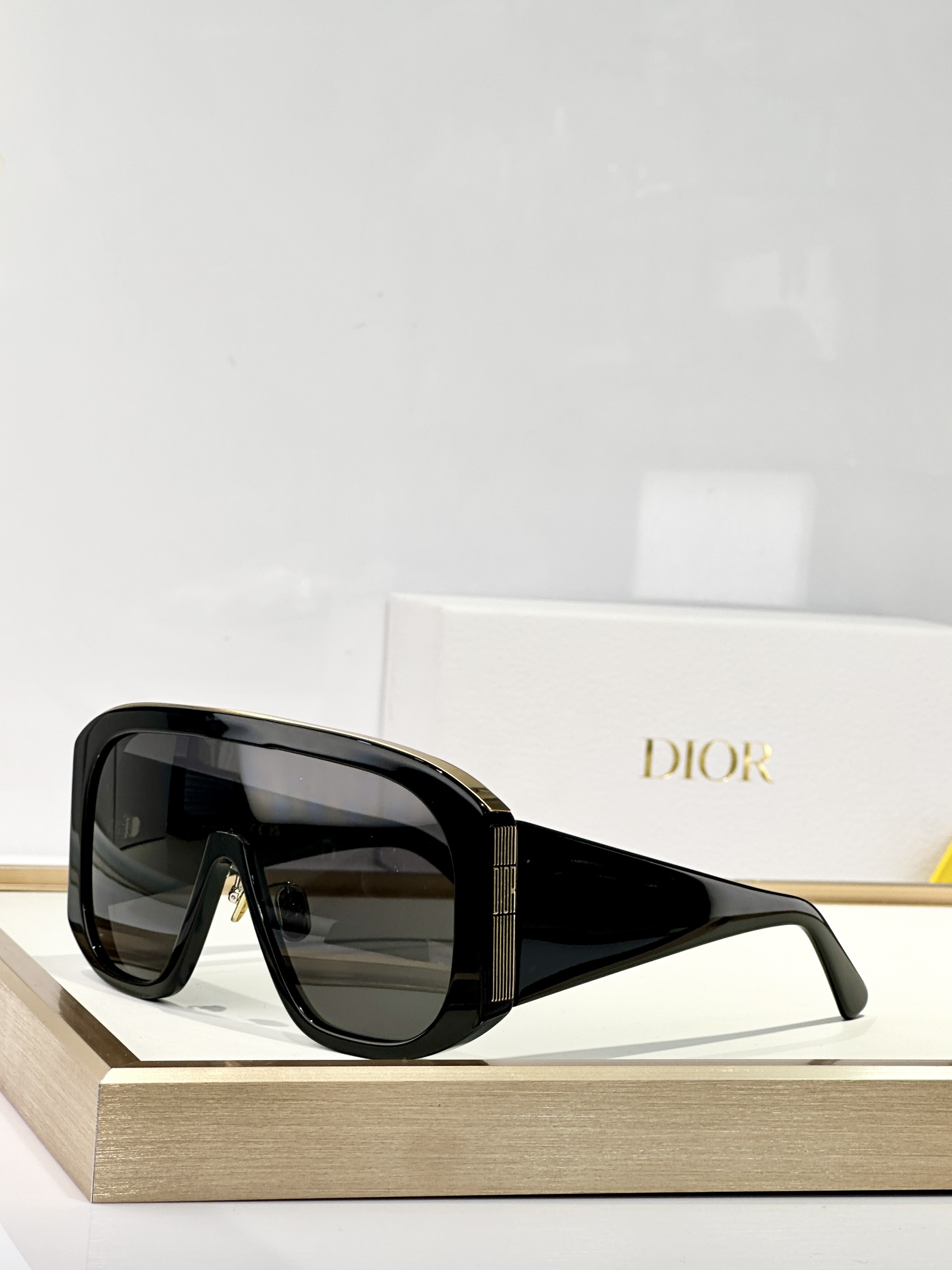 [TOP] Christian Dior Sunglasses - 9 Color