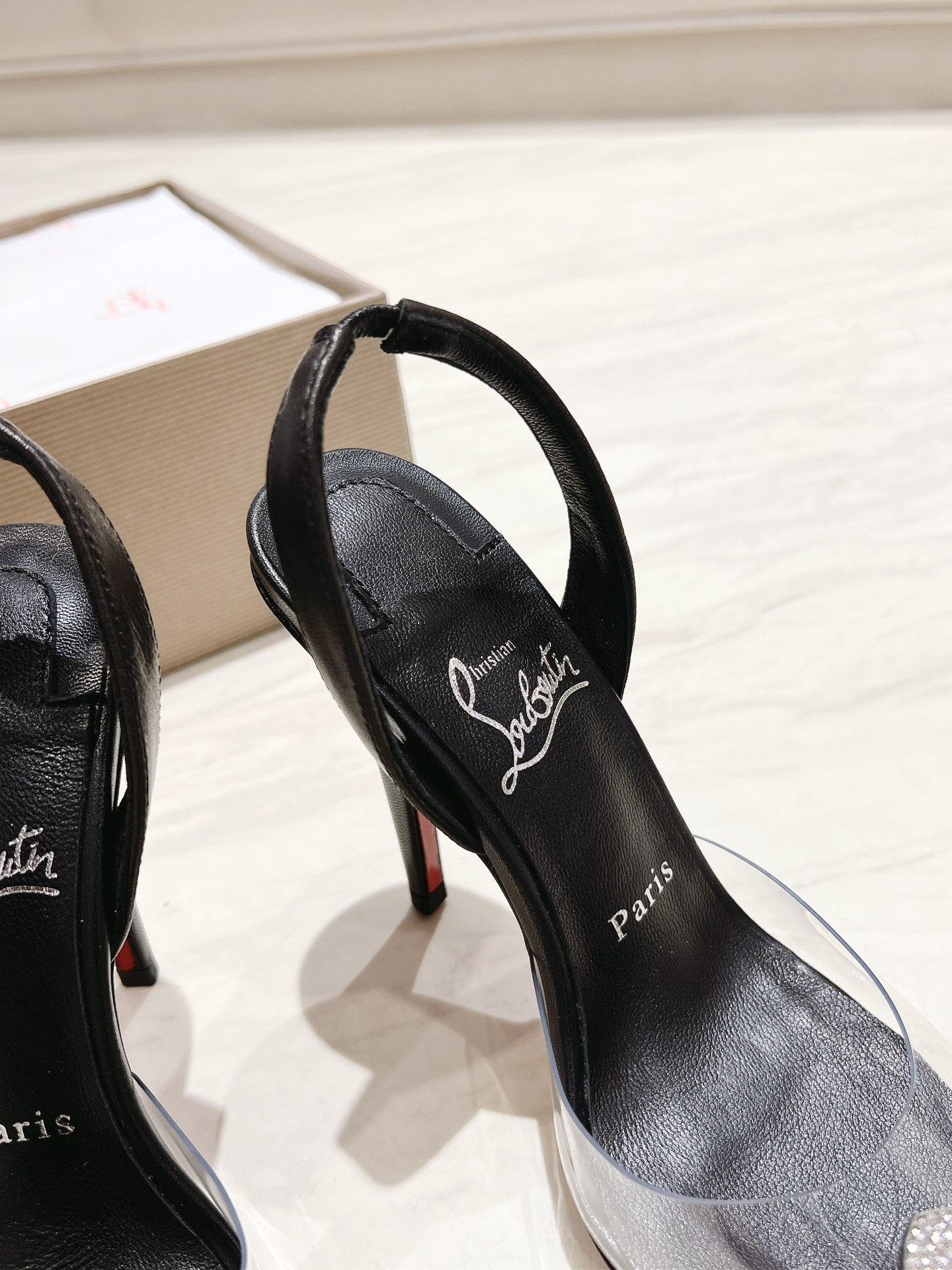 [TOP] Christian Louboutin Crystal Bow 8.5cm/10cm High Heel Sandals - Black