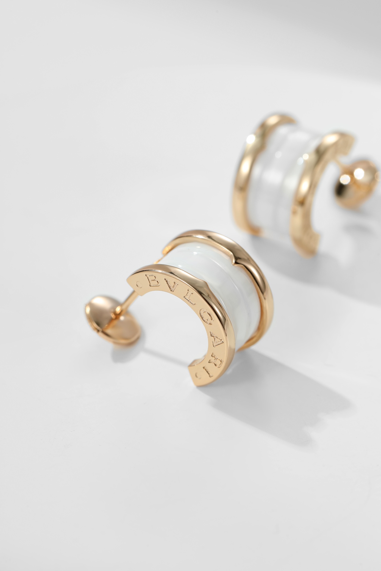 [TOP] BVLGARI Black and White Ceramic Earrings