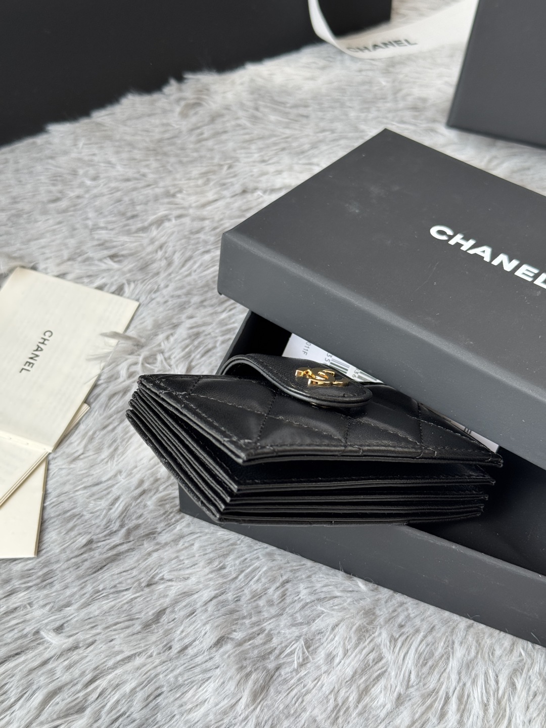 [TOP] CHANEL Cardholder Lambskin/Calfskin 10.4×7×2cm - GHW&SHW - Black