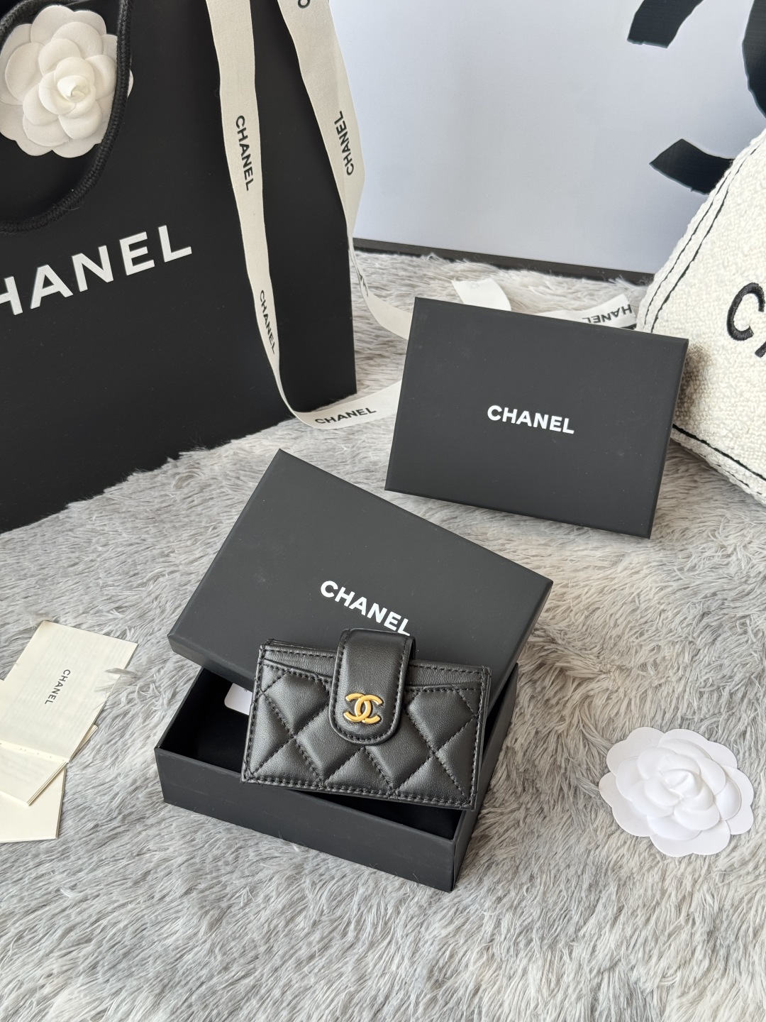 [TOP] CHANEL Cardholder Lambskin/Calfskin 10.4×7×2cm - GHW&SHW - Black