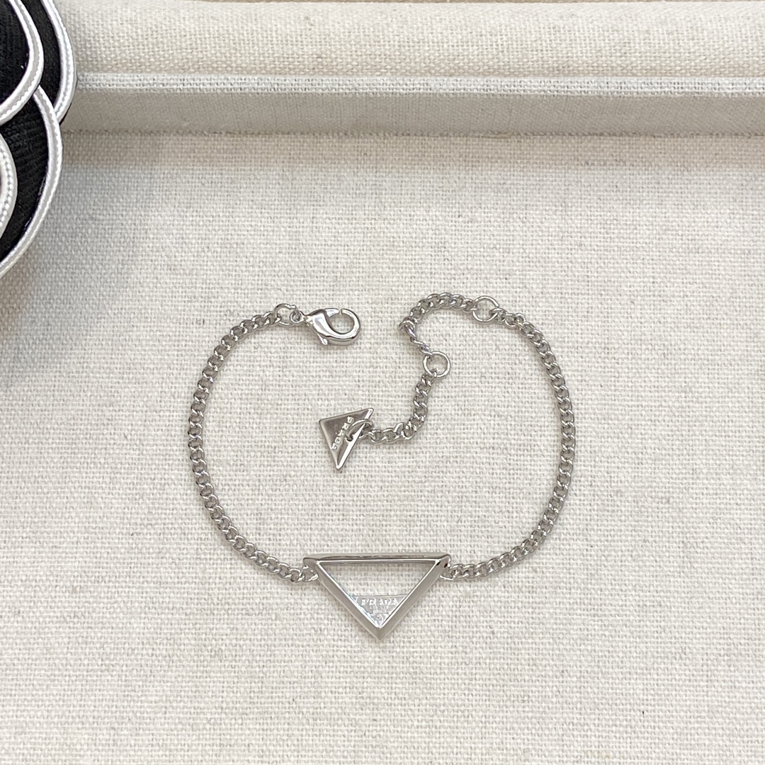 [TOP] PRADA Bracelet - 2 Colors