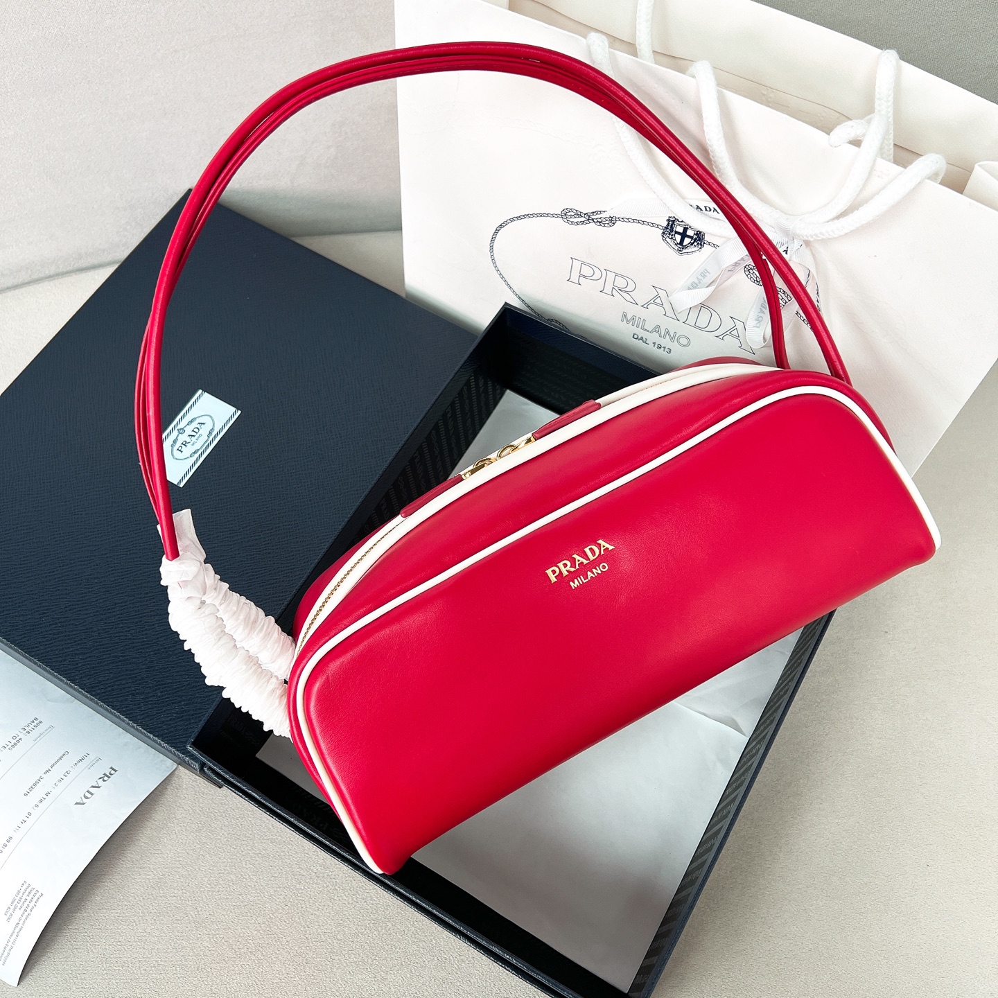 [TOP] PRADA Bowling Bag Cowhide And Sheepskin Lining 28*11.5*10cm - 4 Colour