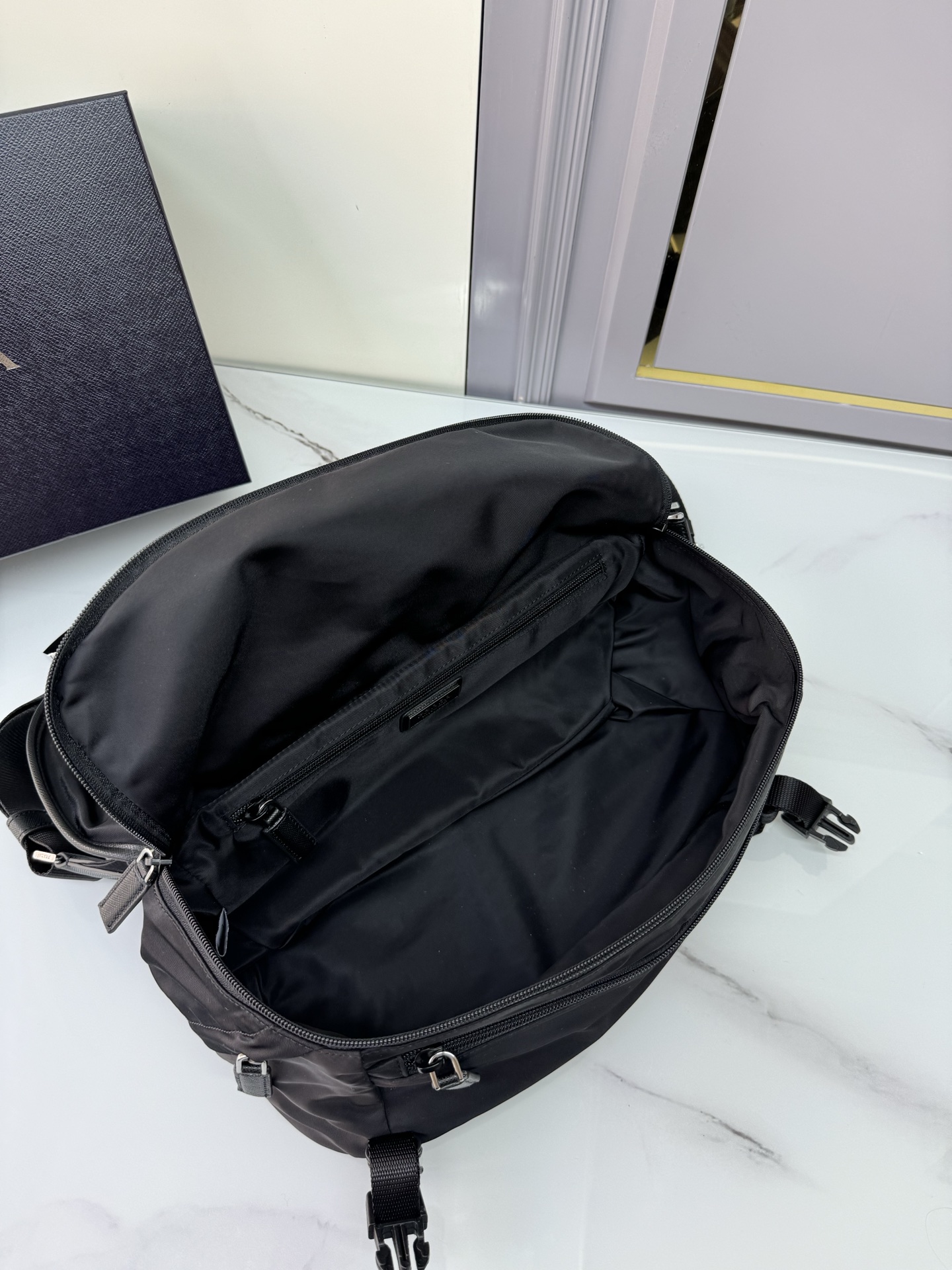 [Top] PRADA Flip-Top Messenger Bag Nylon And Saffiano Leather 27*15.5*14cm/32*18*16cm - Black