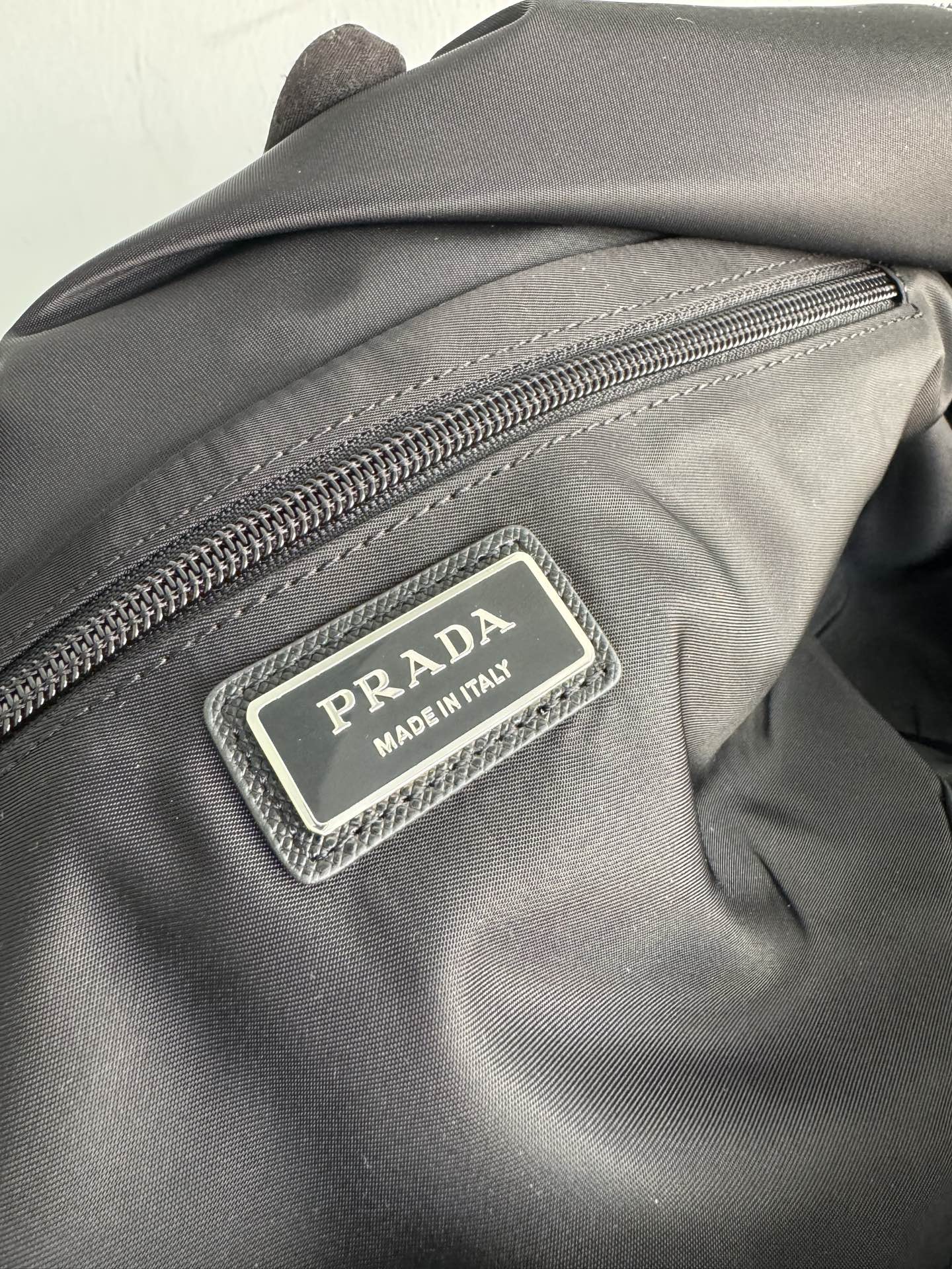 [Top] PRADA Flip-Top Messenger Bag Nylon And Saffiano Leather 27*15.5*14cm/32*18*16cm - Black