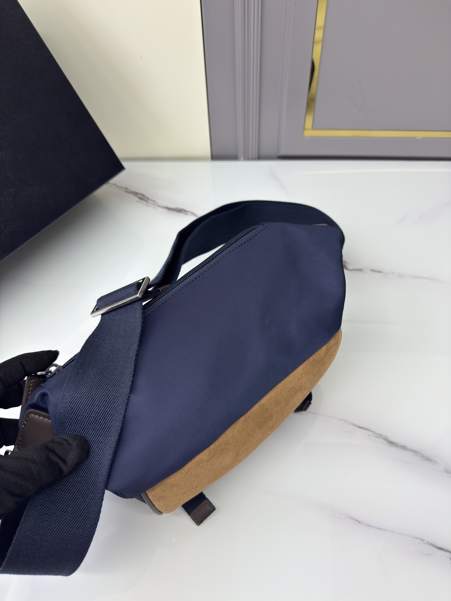 [Top] PRADA Mini Messenger Bag 20*13*9cm - Blue