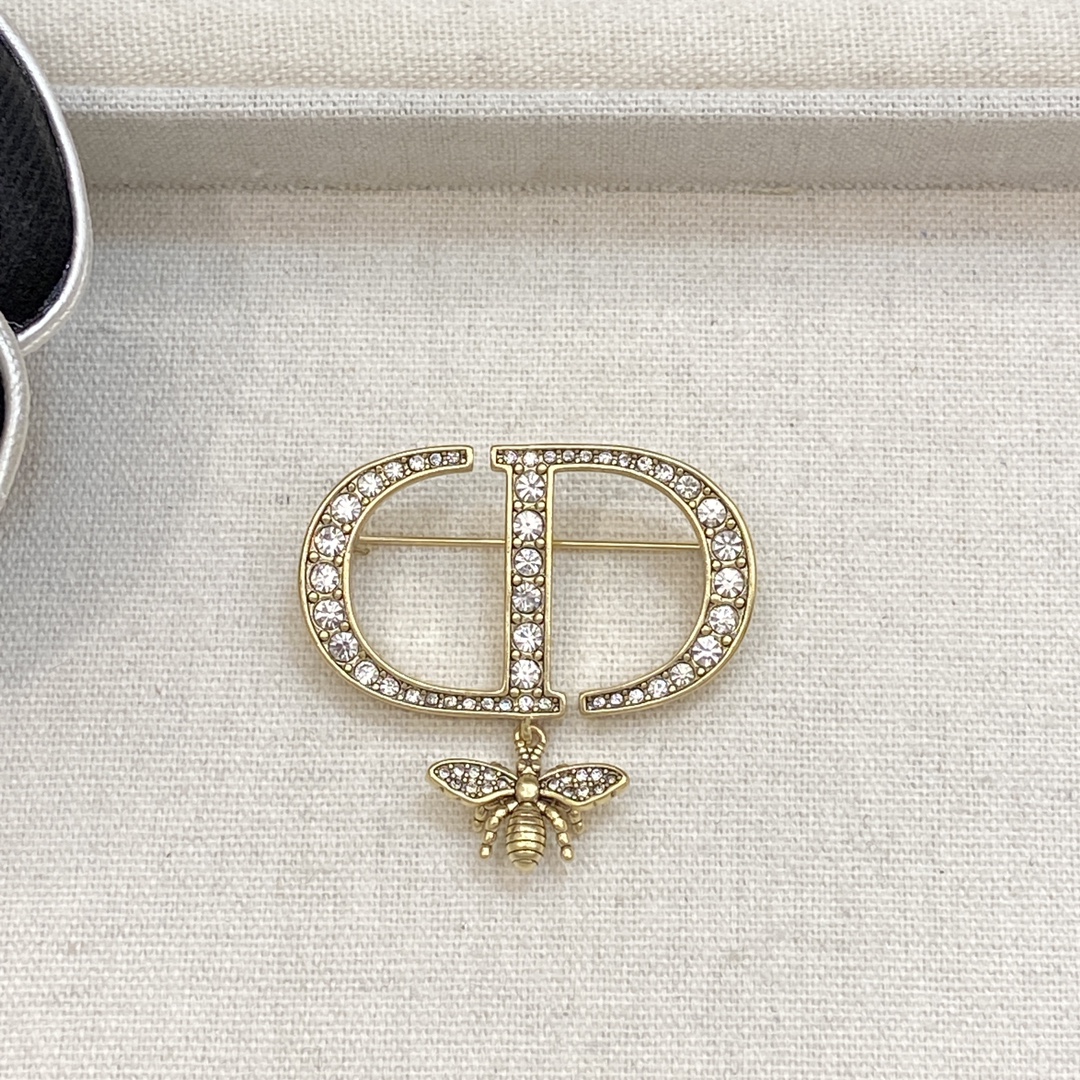 [TOP] Christian Dior  Brooch - Gold