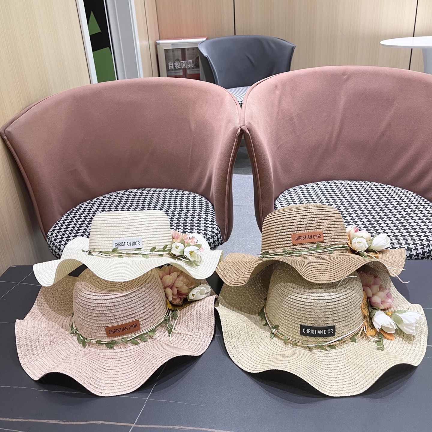 [TOP] Christian Dior Hat - 4 Colour