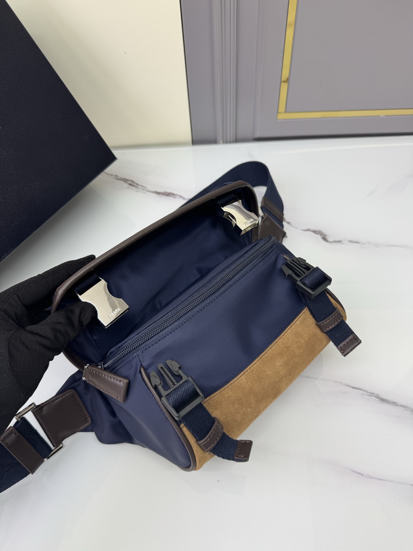 [Top] PRADA Mini Messenger Bag 20*13*9cm - Blue