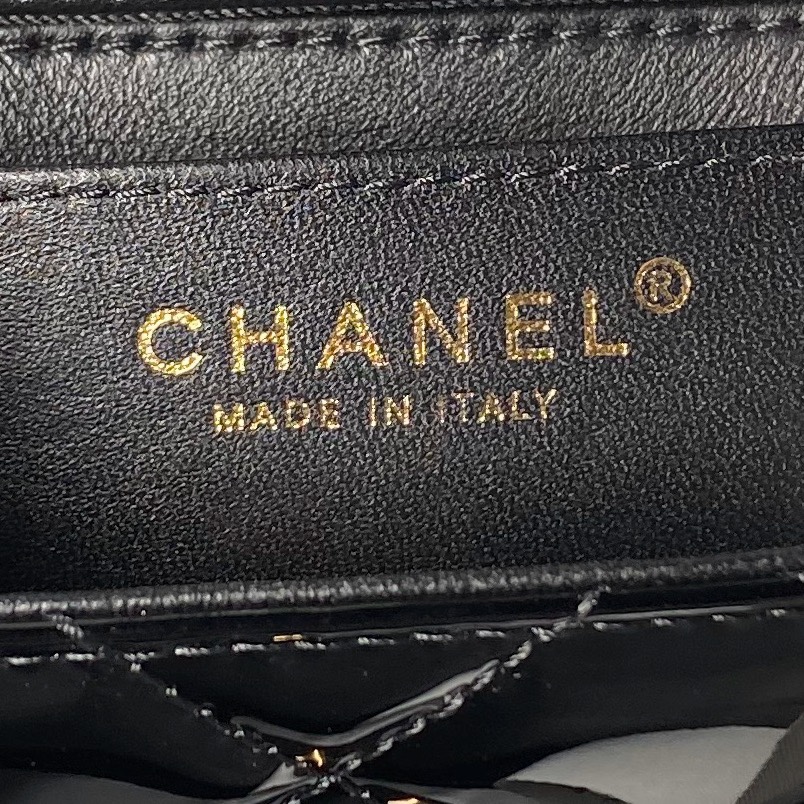 [TOP] CHANEL Patent Leather Bag 13×18×8cm/17×21×8.5cm - GHW - Black