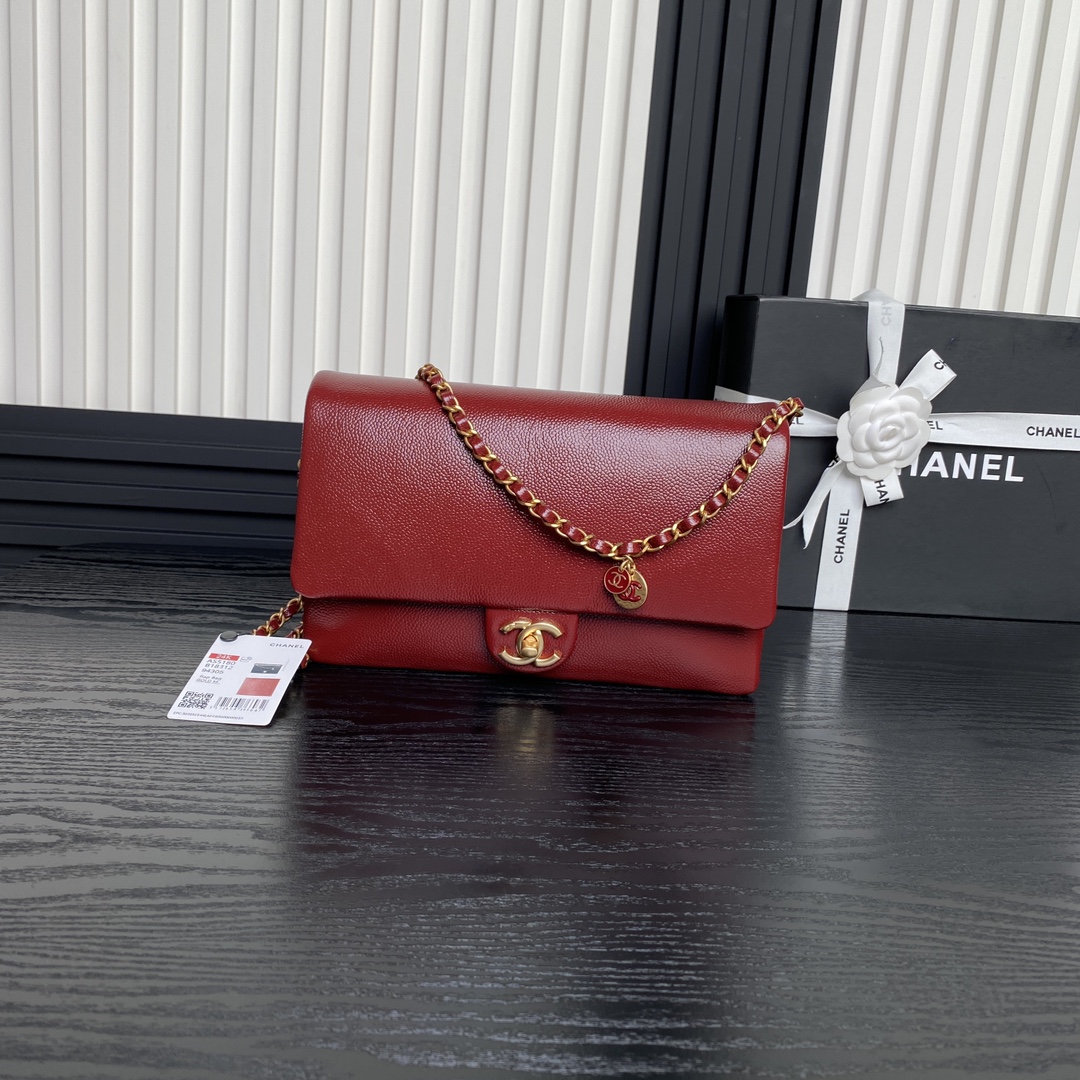 [TOP] CHANEL Clutch Bag Cowhide - Red